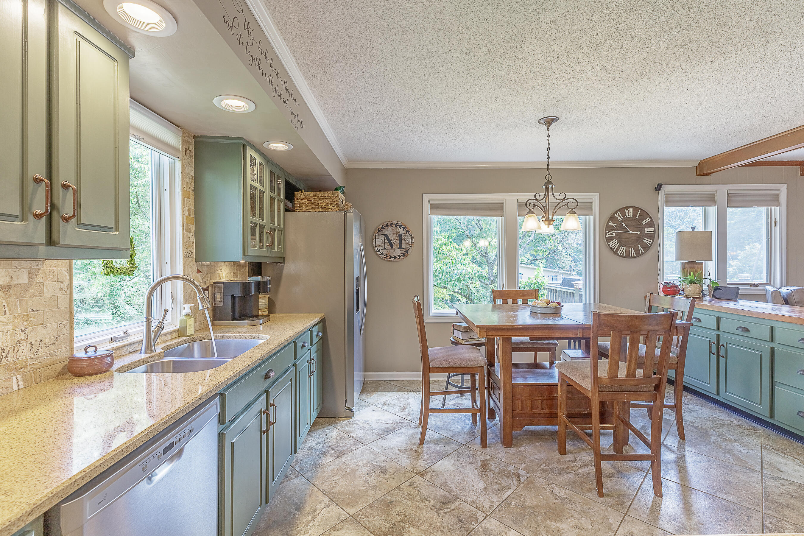5807 Northshore Circle