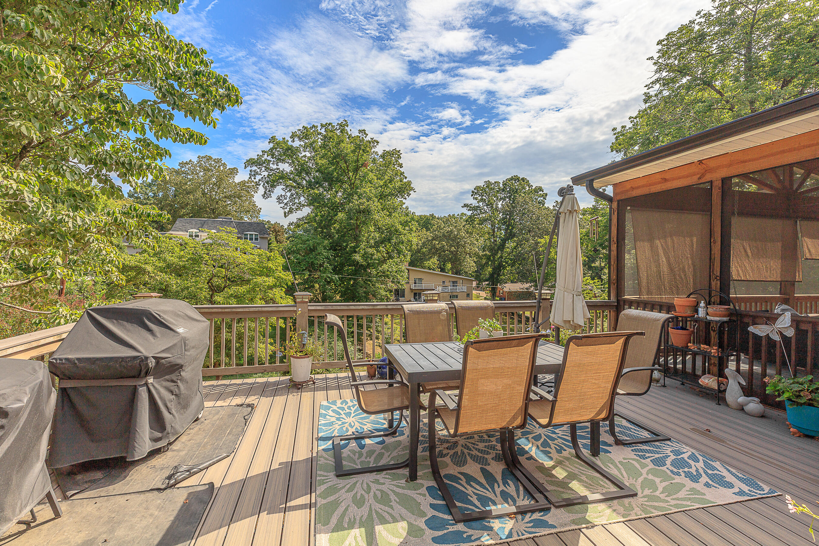 5807 Northshore Circle