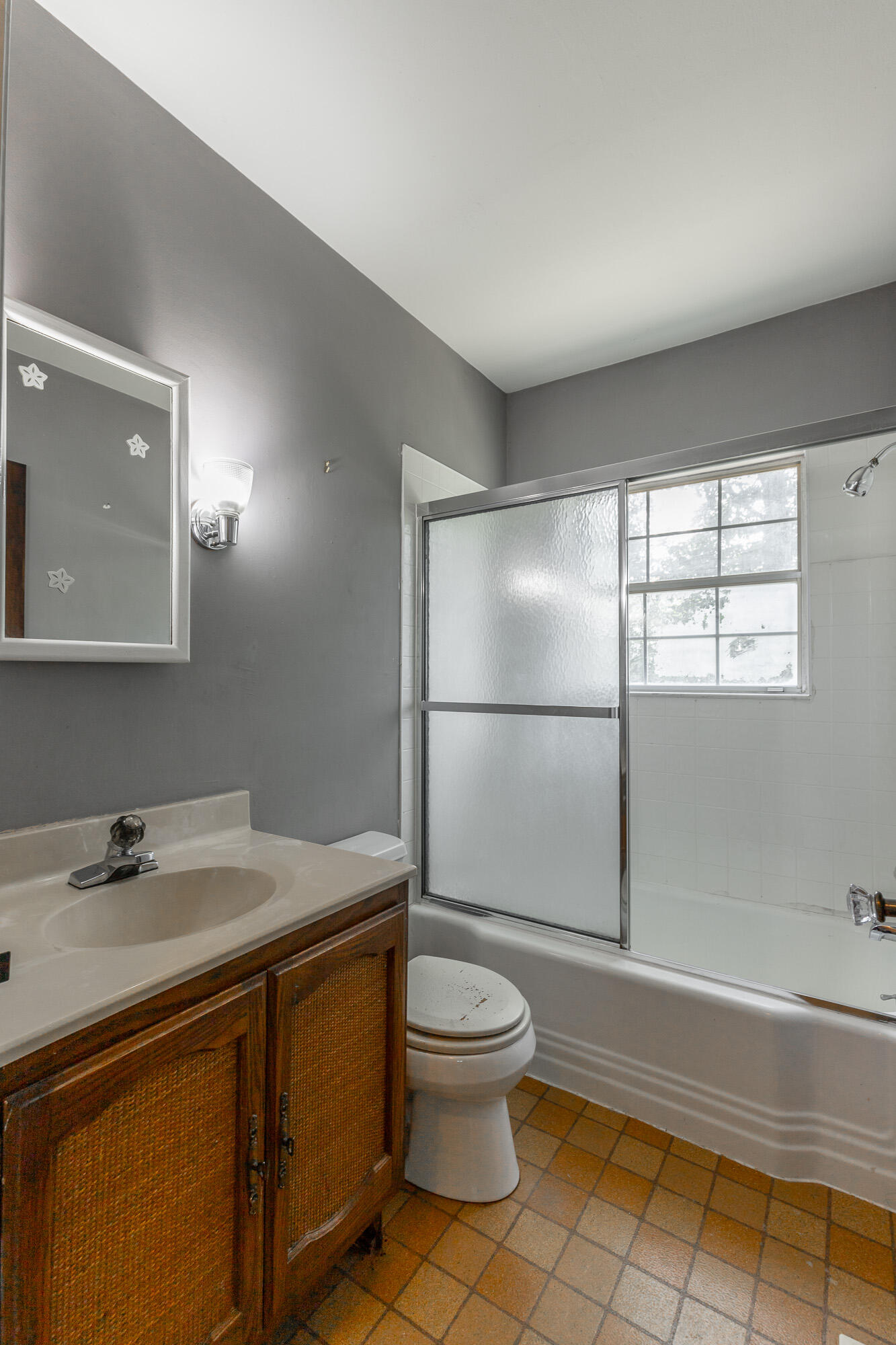 808 Linden Hall Road