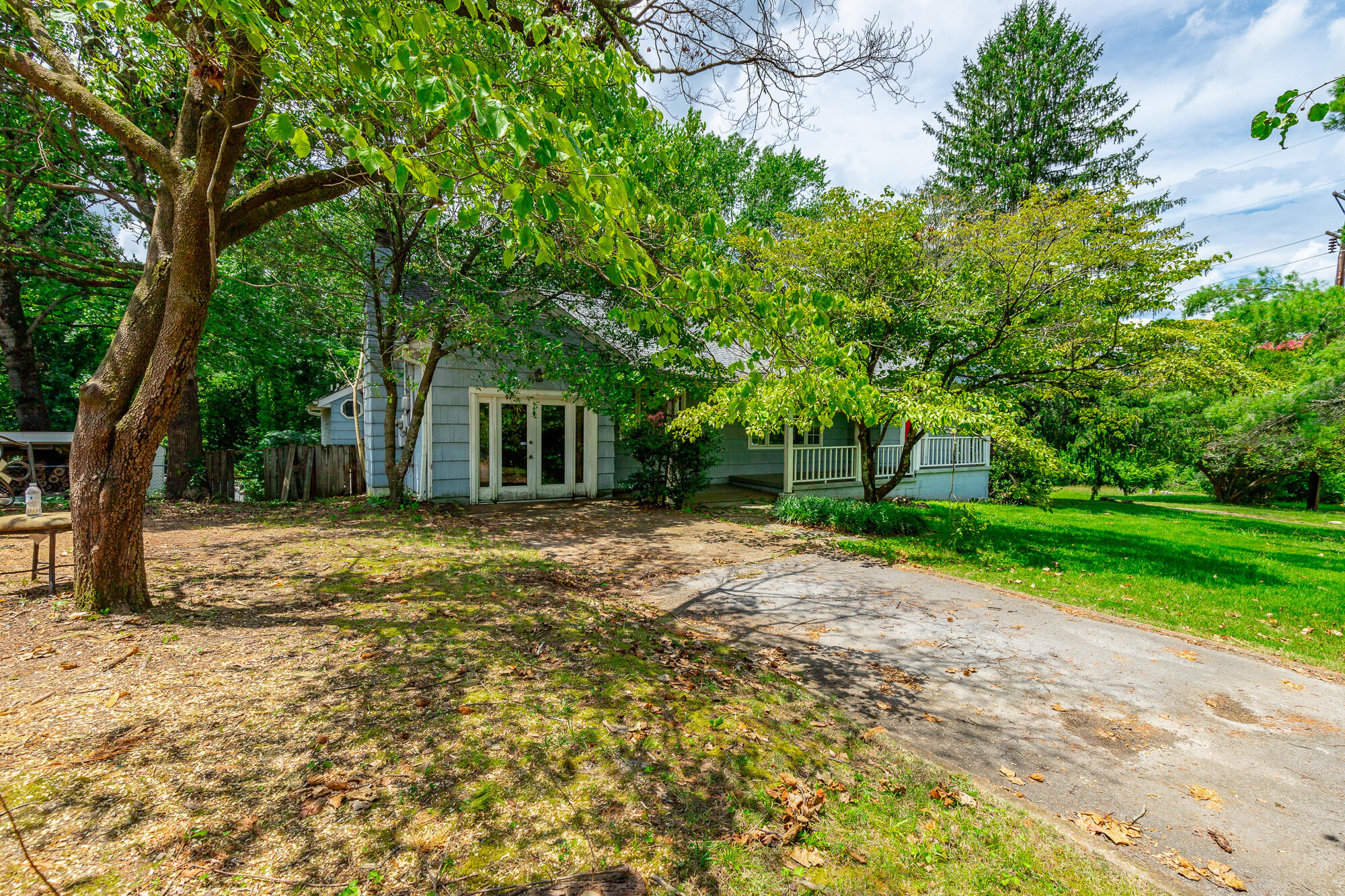 808 Linden Hall Road