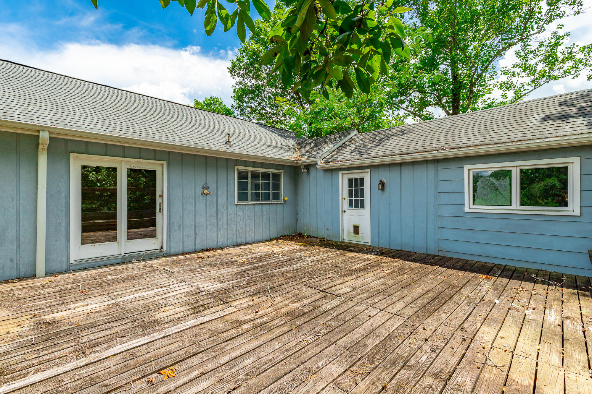 808 Linden Hall Road