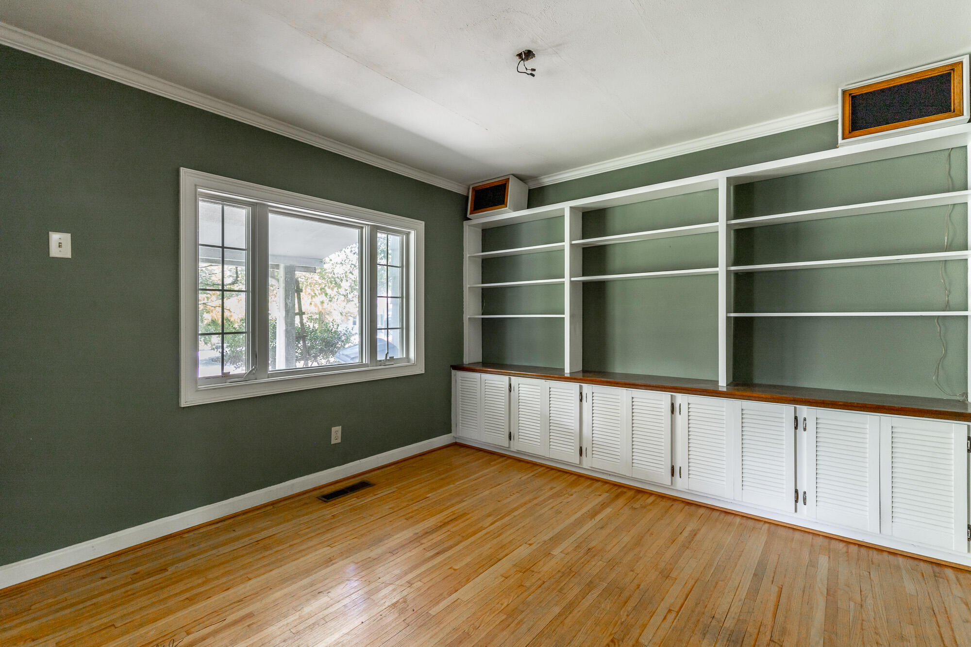 808 Linden Hall Road