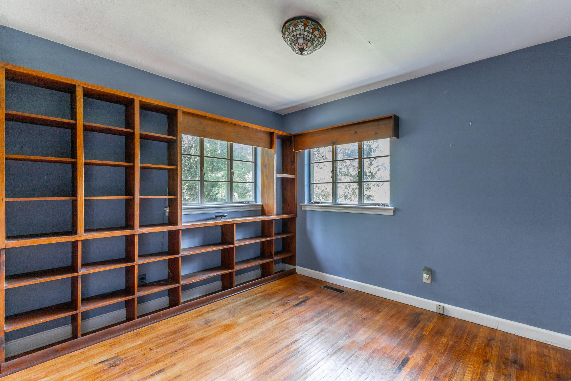 808 Linden Hall Road