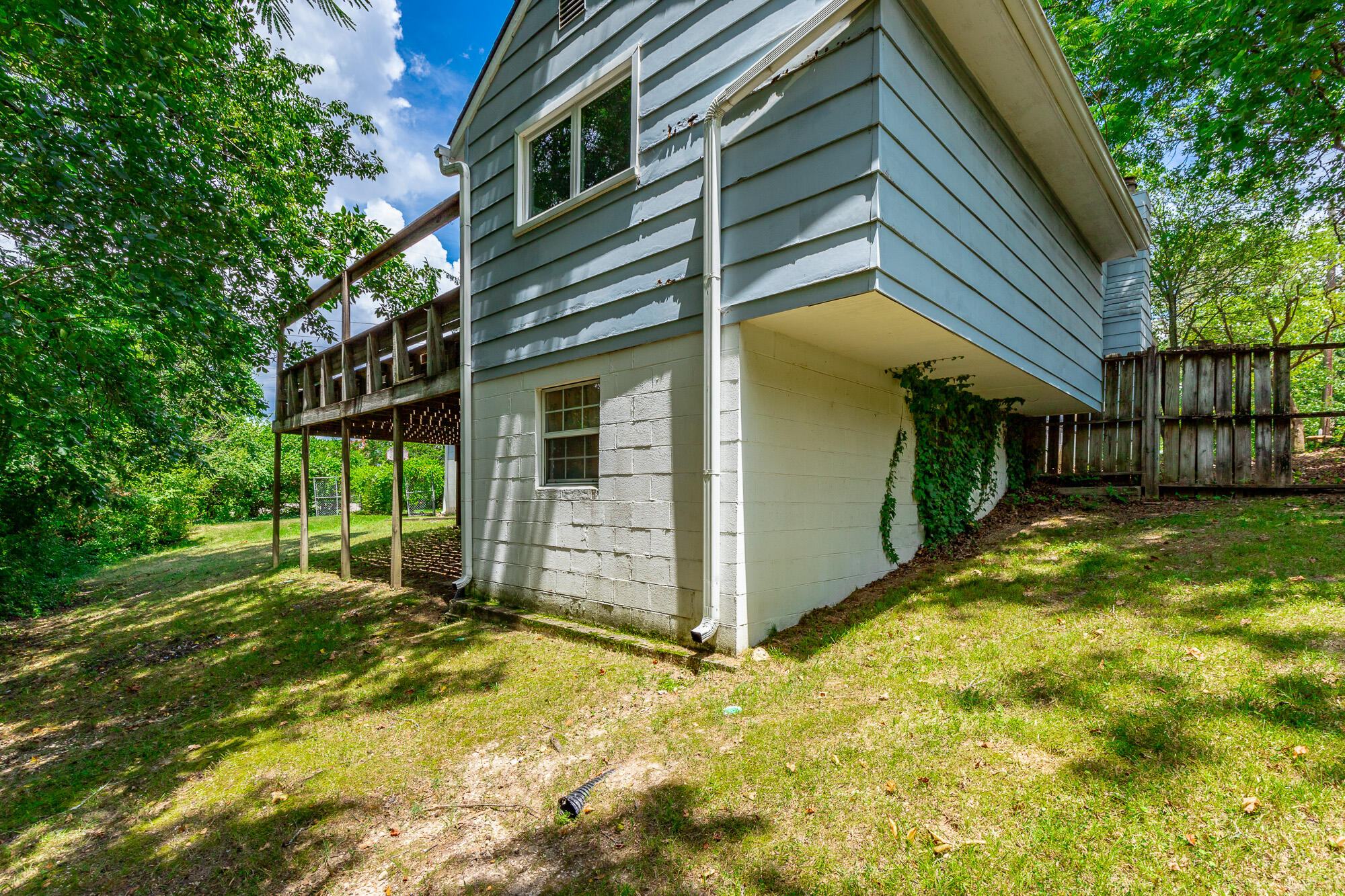 808 Linden Hall Road