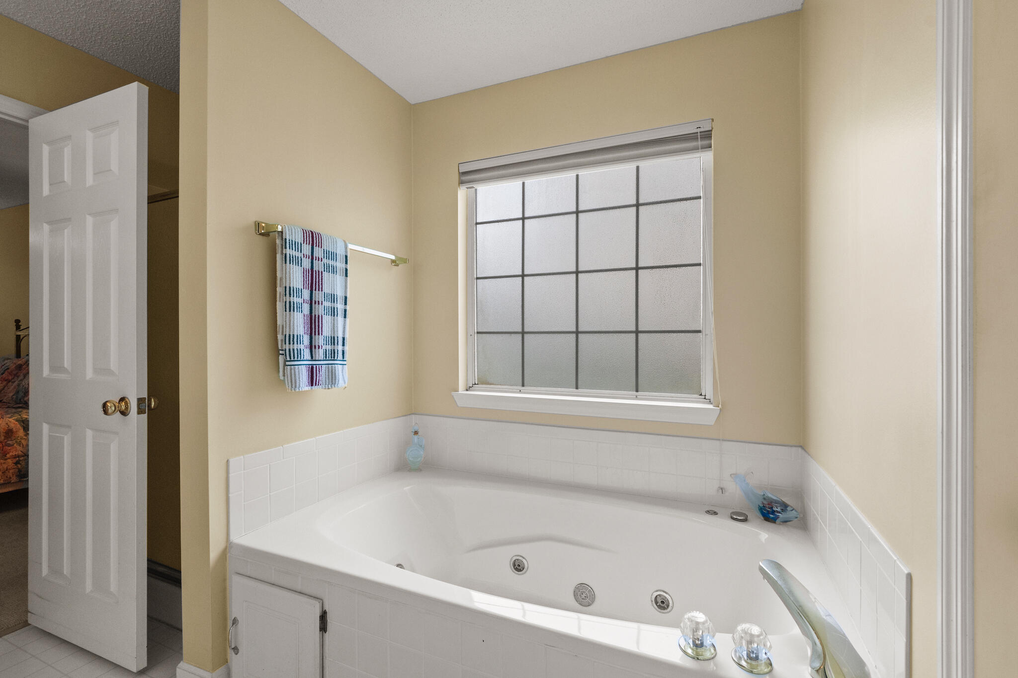 8351 Wexford Lane