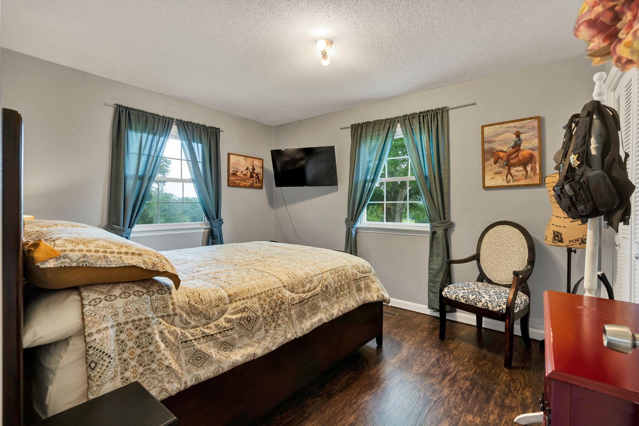 201 Triplett Circle NW