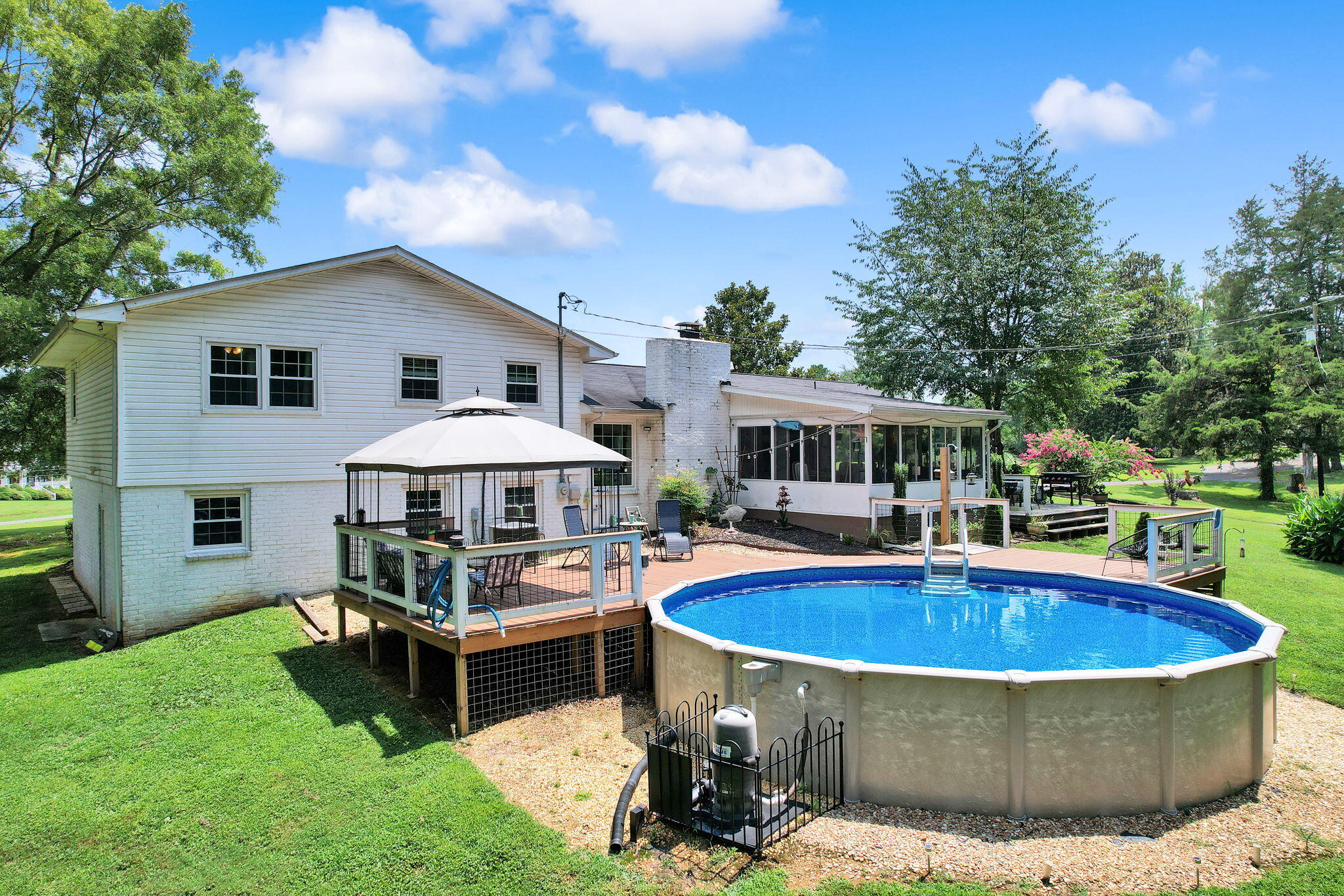 201 Triplett Circle NW