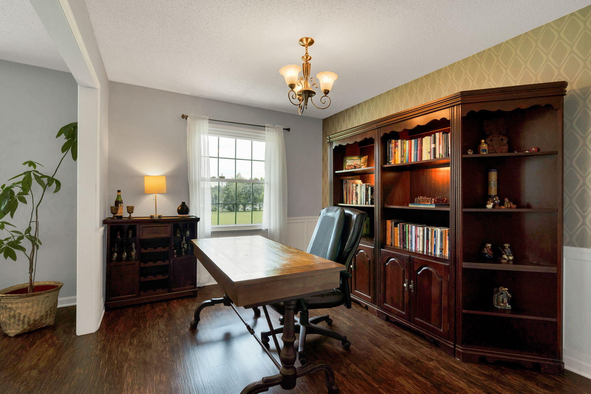 201 Triplett Circle NW