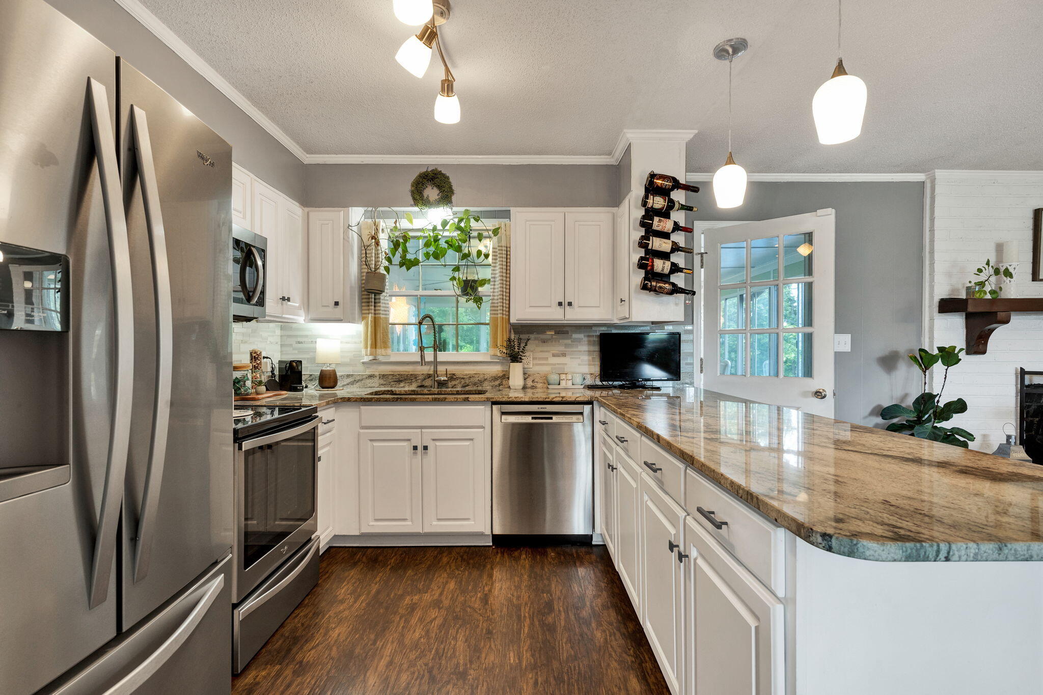 201 Triplett Circle NW