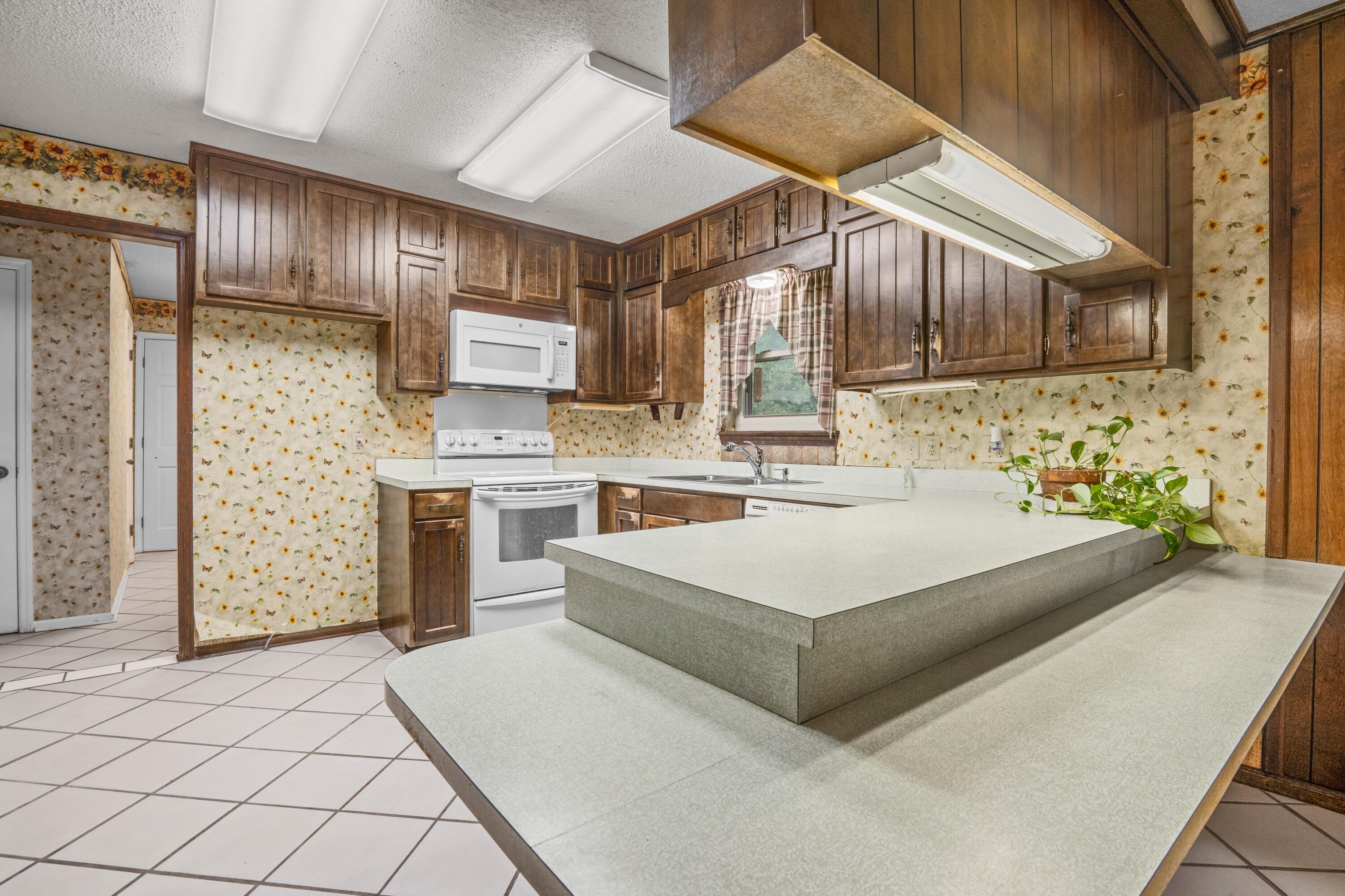 557 Alvin York Highway