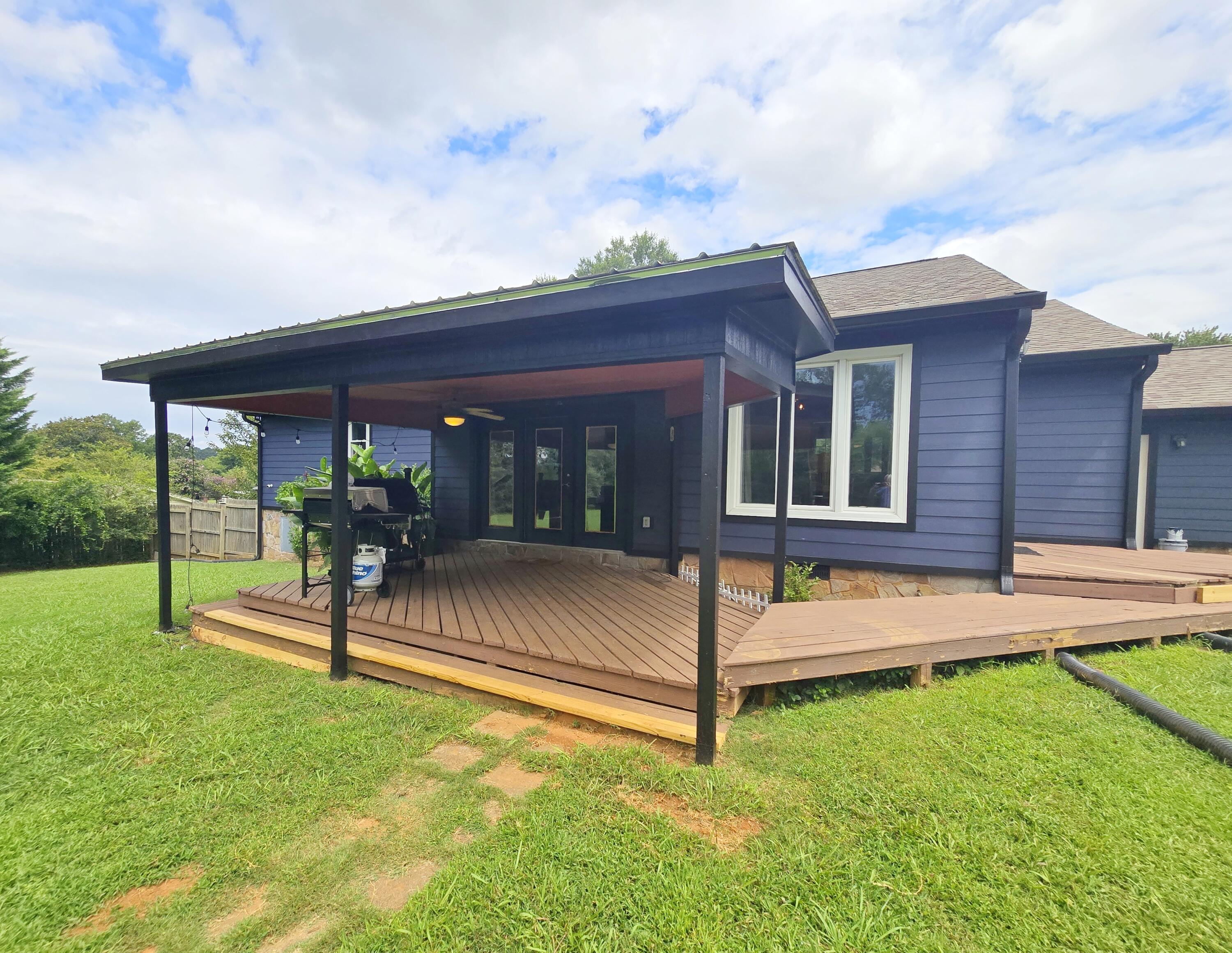 6850 Hickory Lane