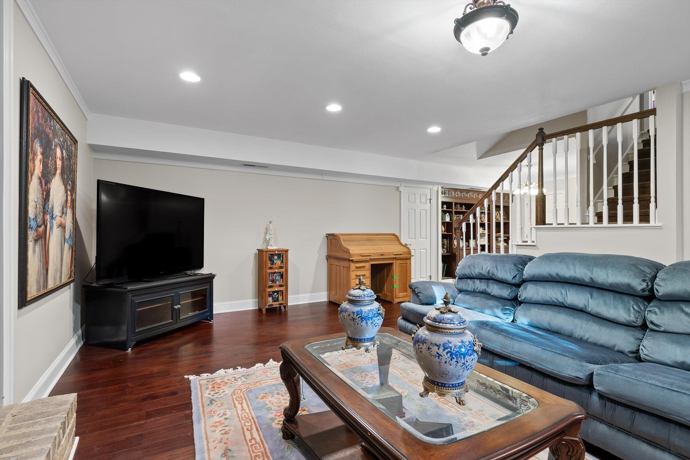 7819 Stonehenge Drive