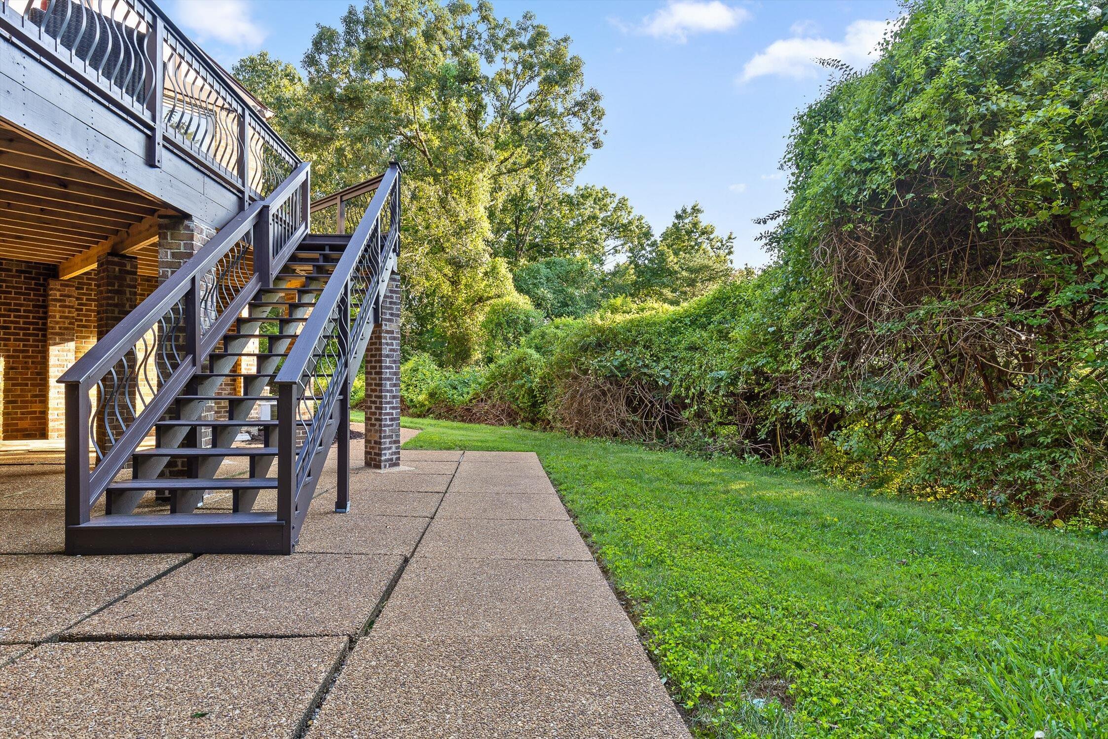 7819 Stonehenge Drive
