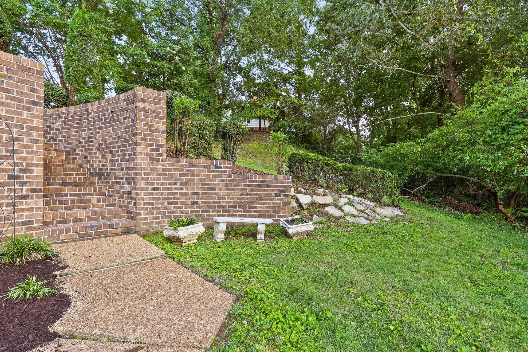 7819 Stonehenge Drive