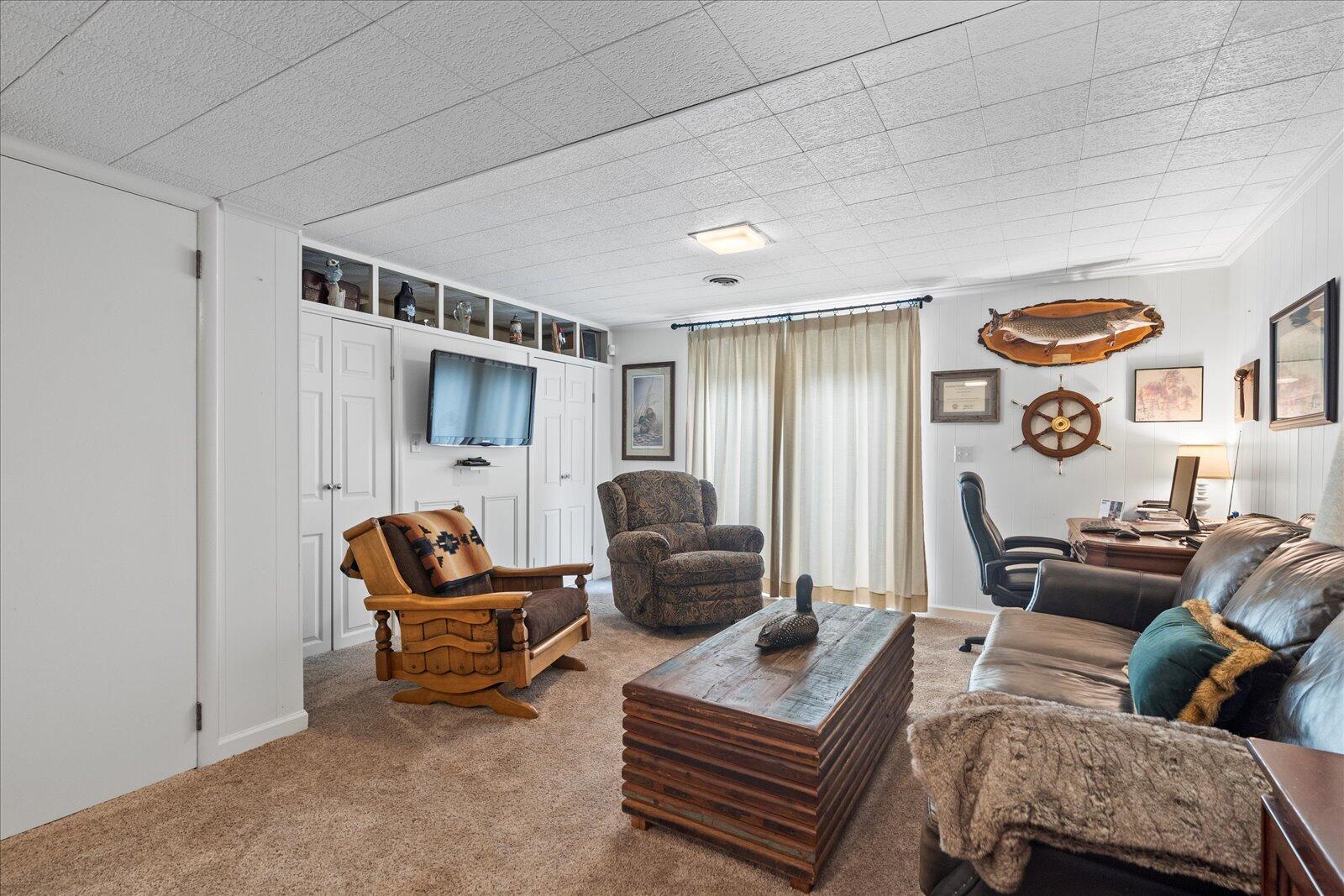 3902 Kings Road