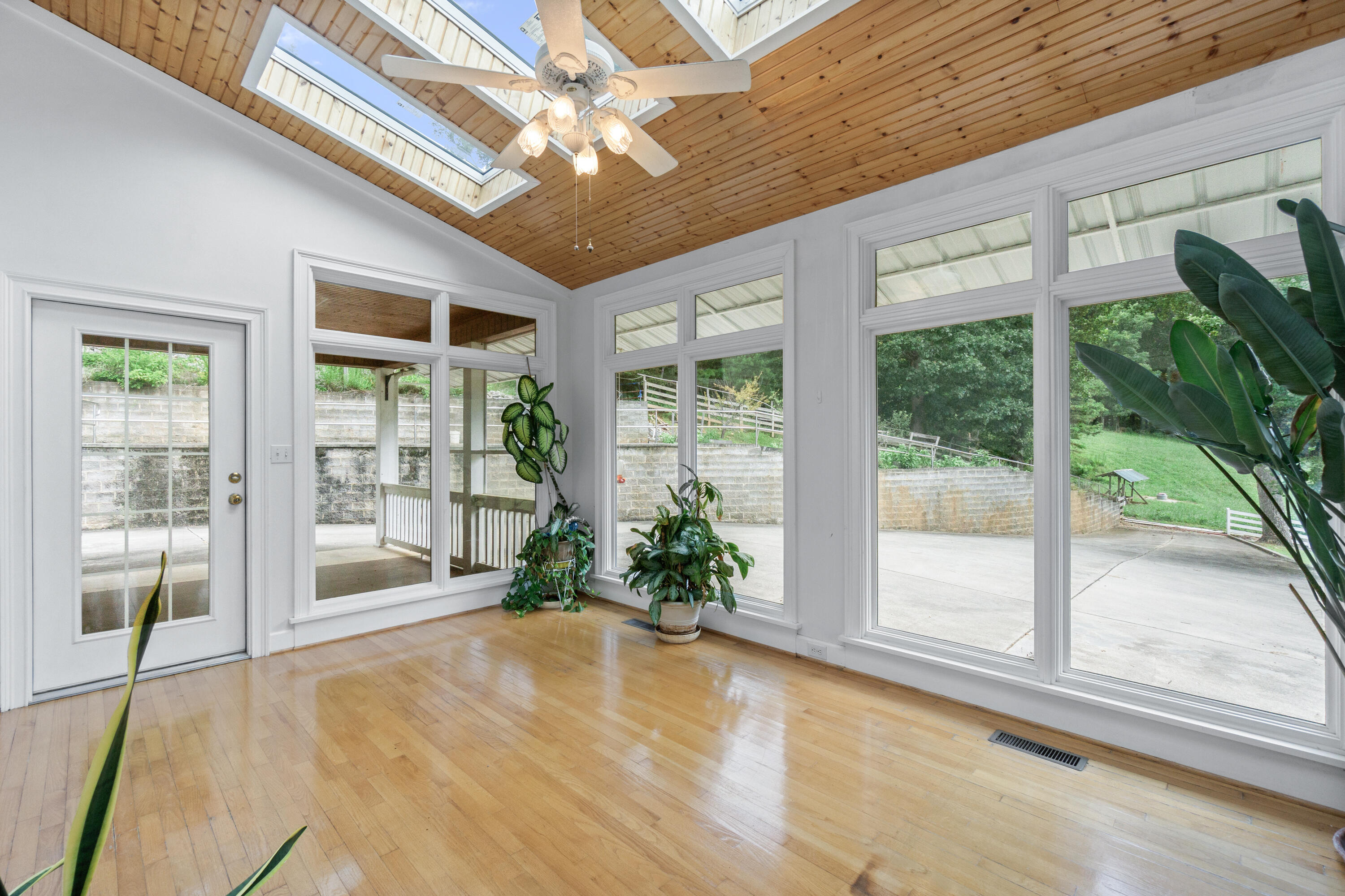 794 Cureton Mill Road