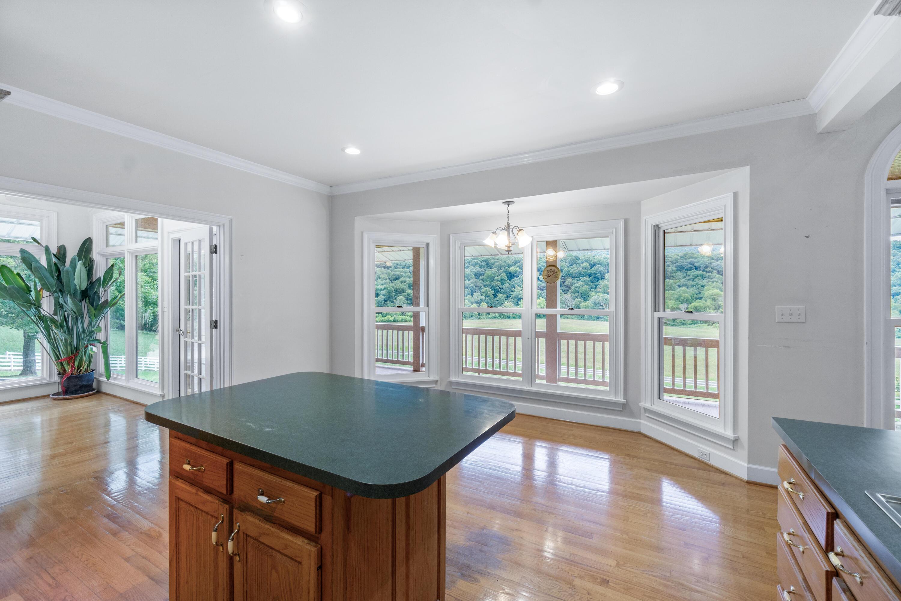 794 Cureton Mill Road