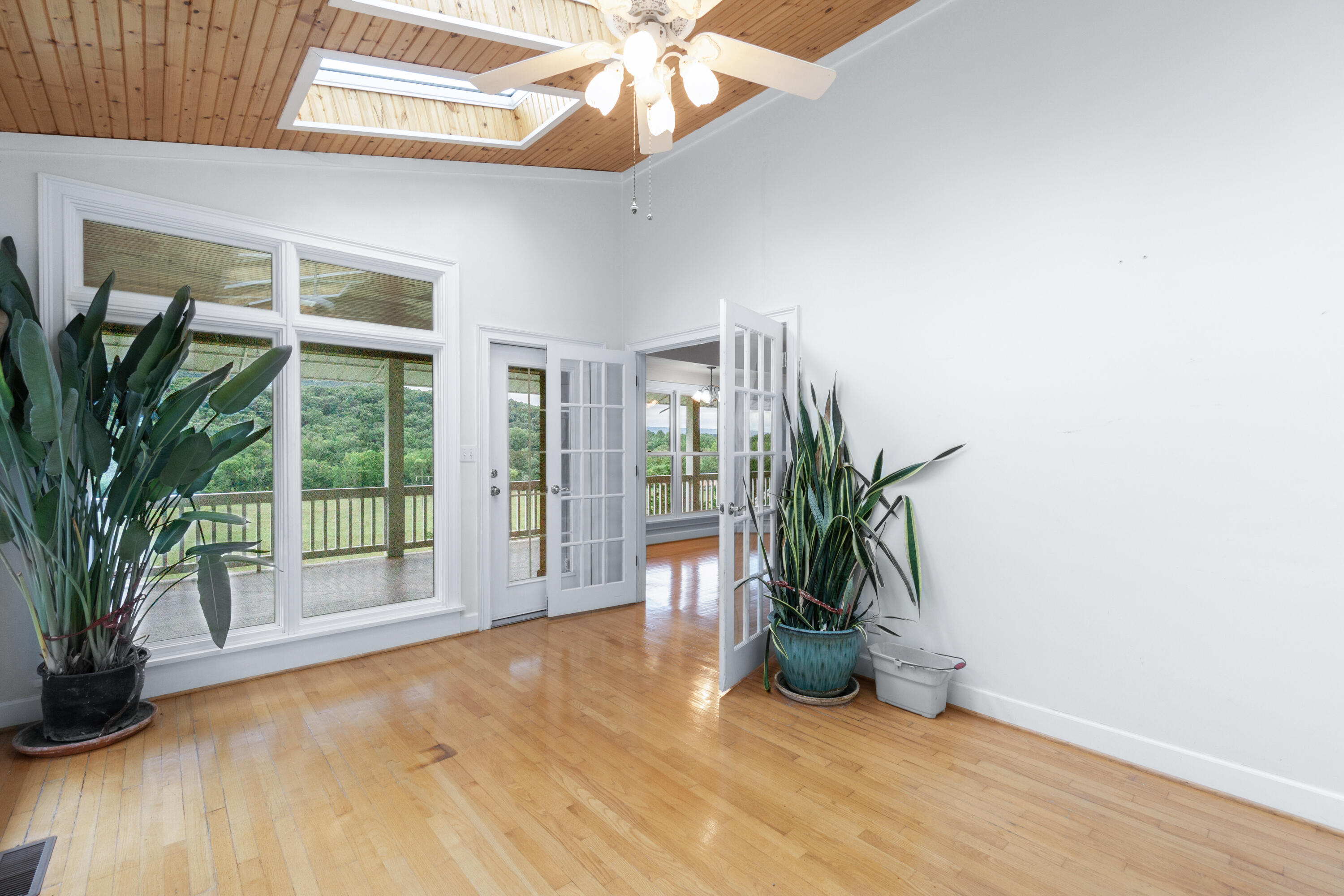 794 Cureton Mill Road