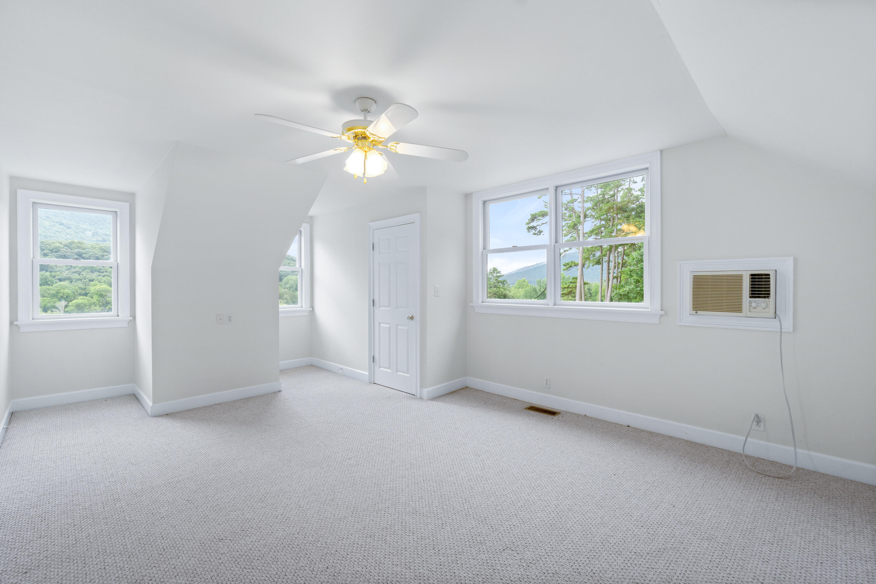 794 Cureton Mill Road