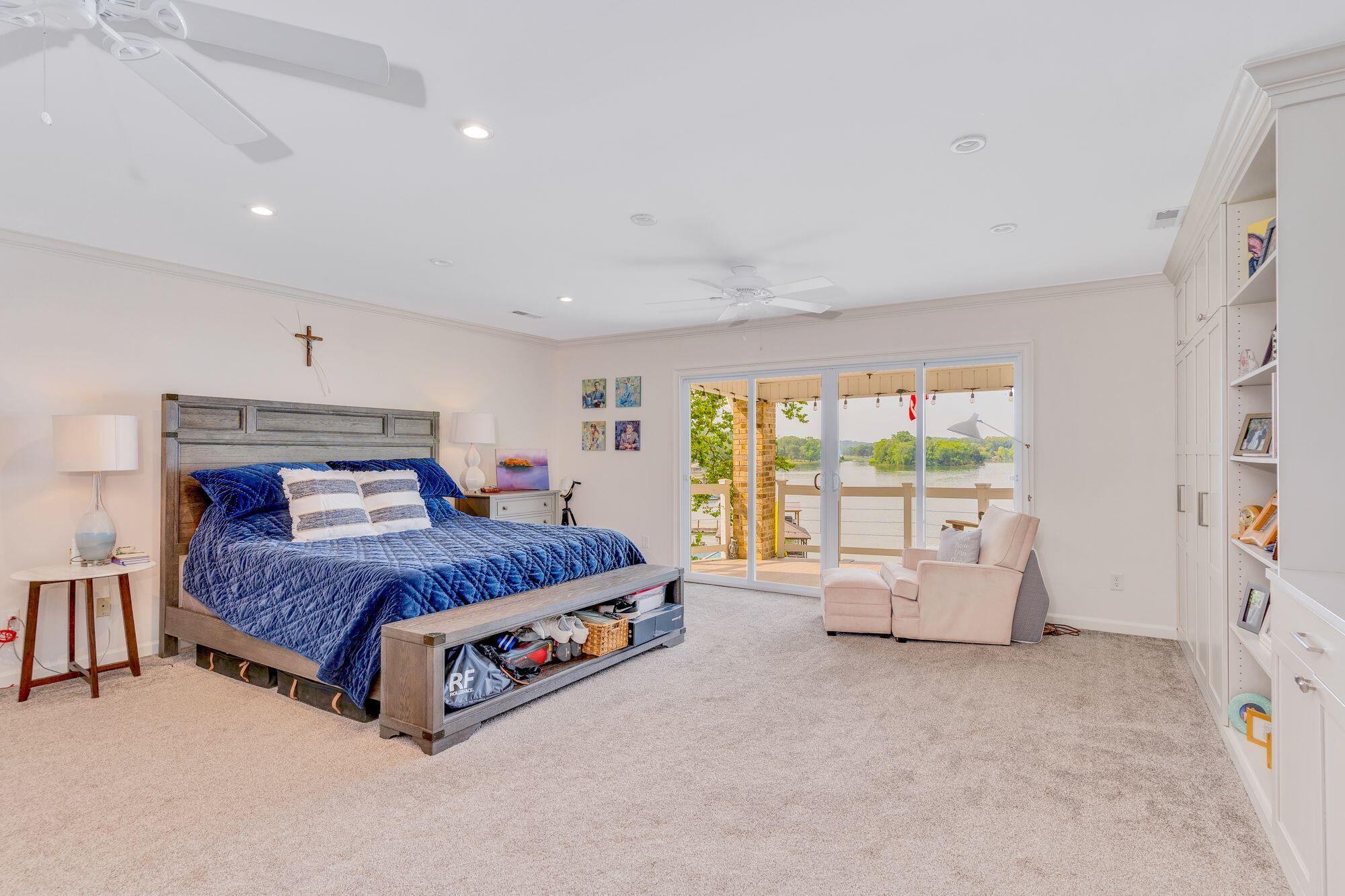 3418 Gold Point Circle S