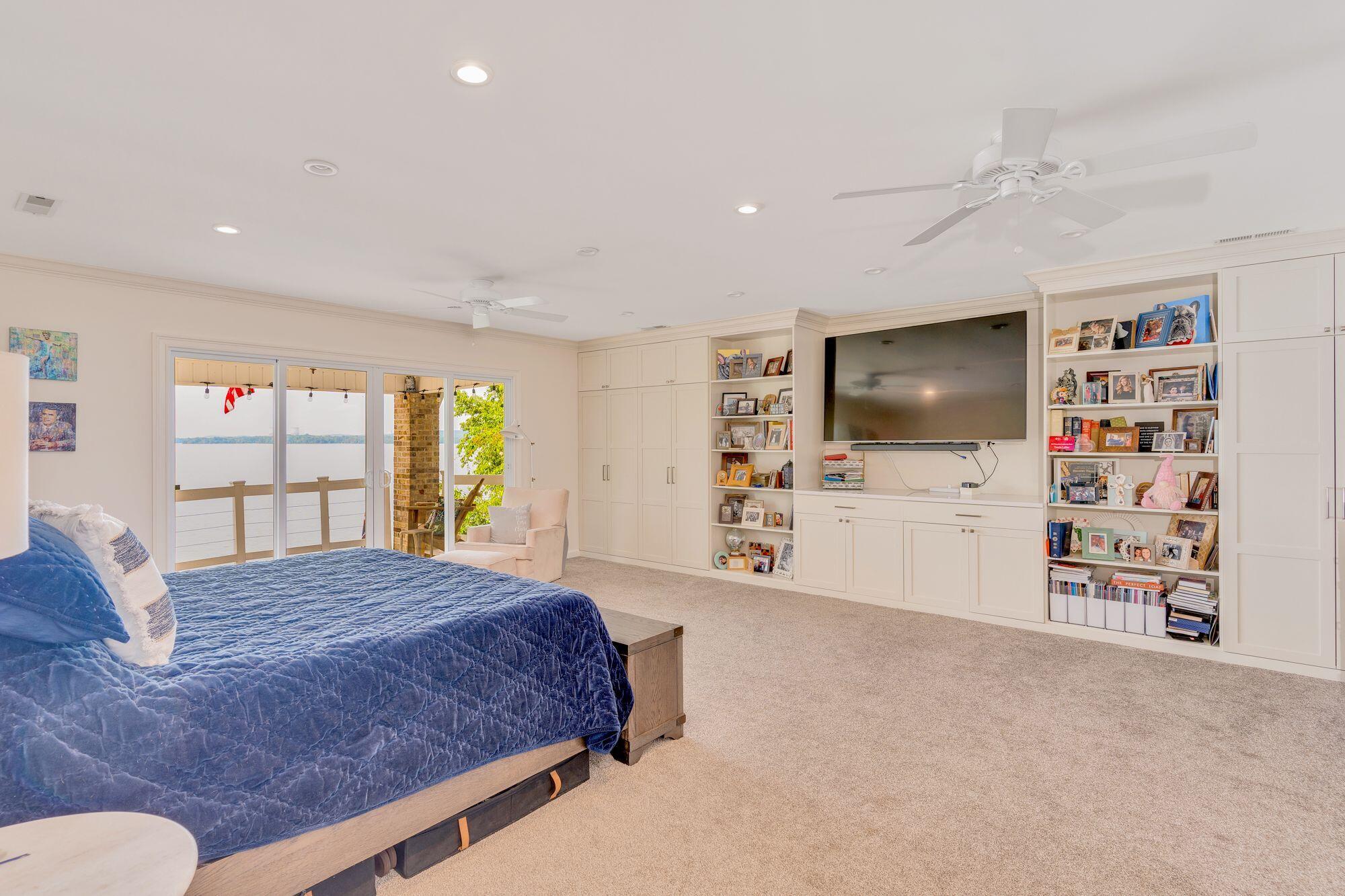 3418 Gold Point Circle S