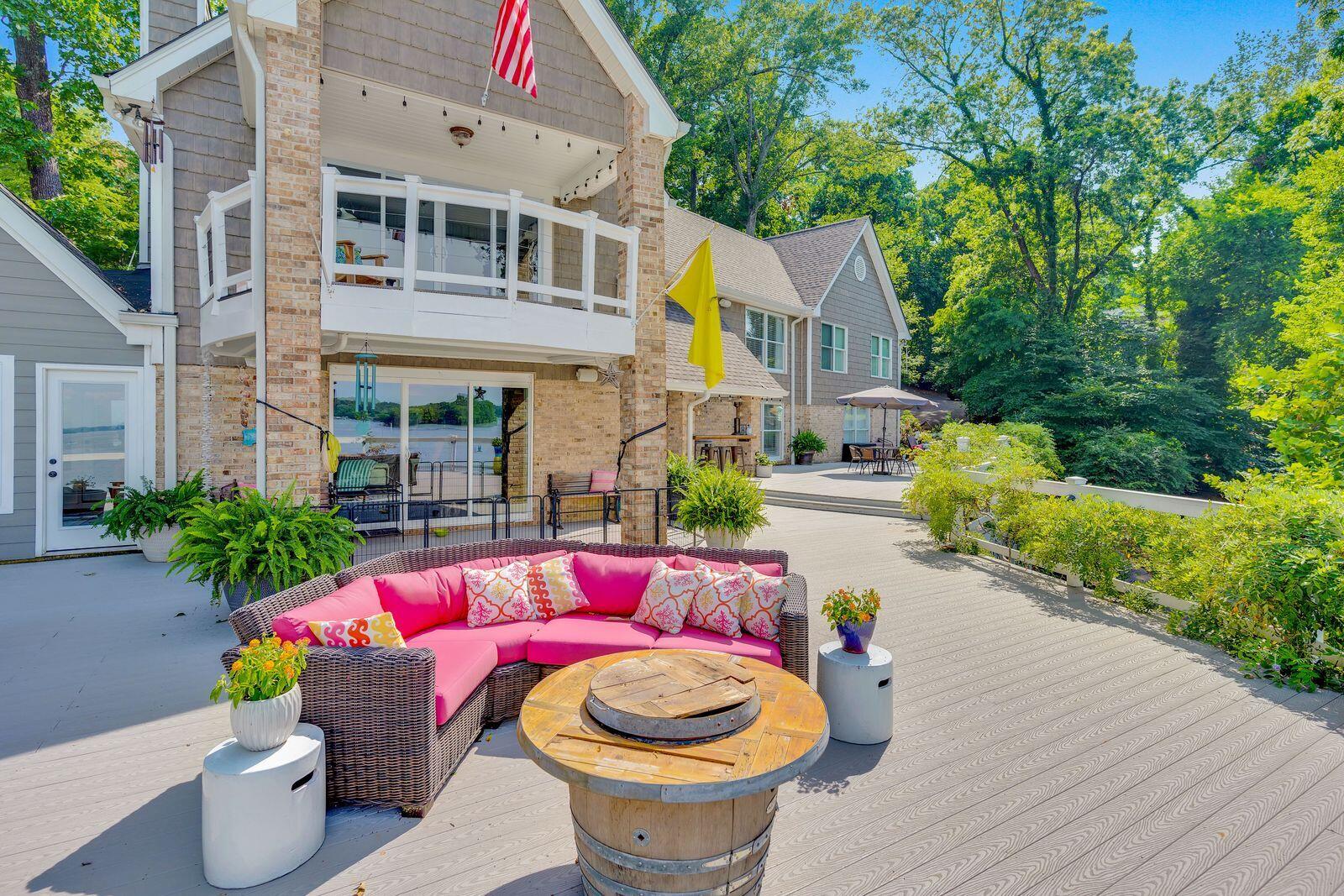 3418 Gold Point Circle S