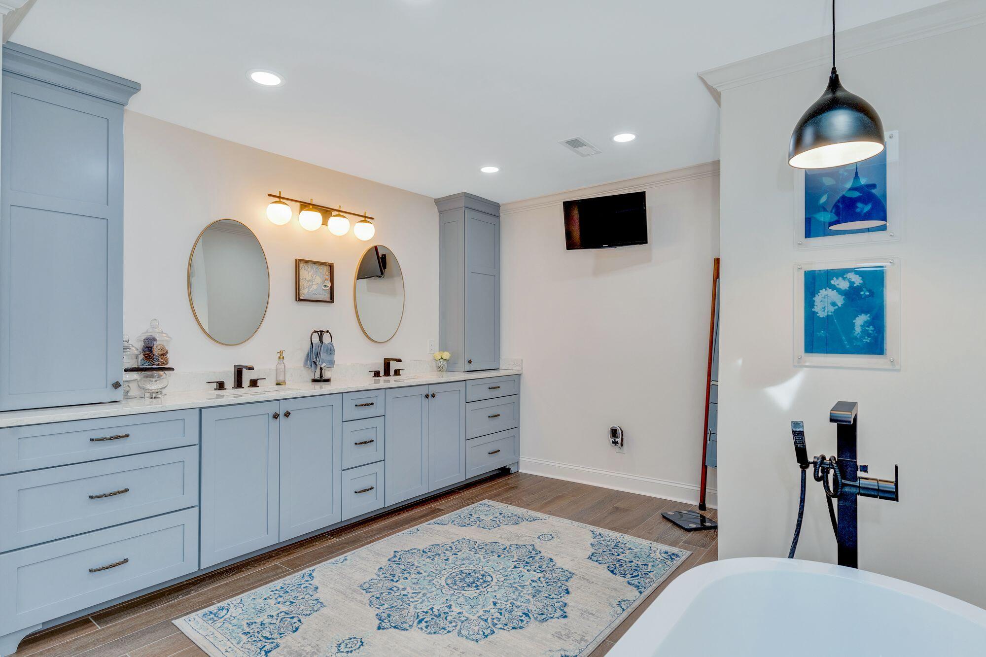 3418 Gold Point Circle S