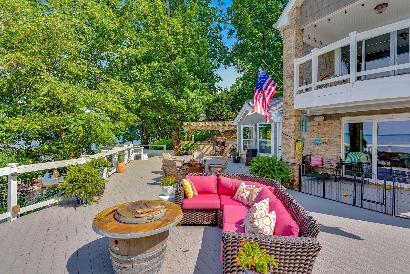 3418 Gold Point Circle S