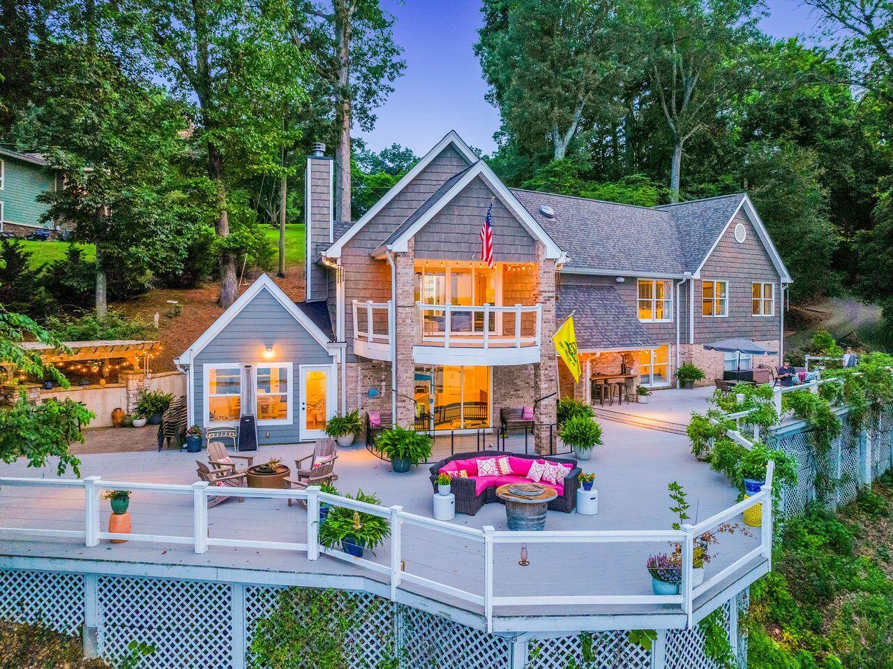 3418 Gold Point Circle S