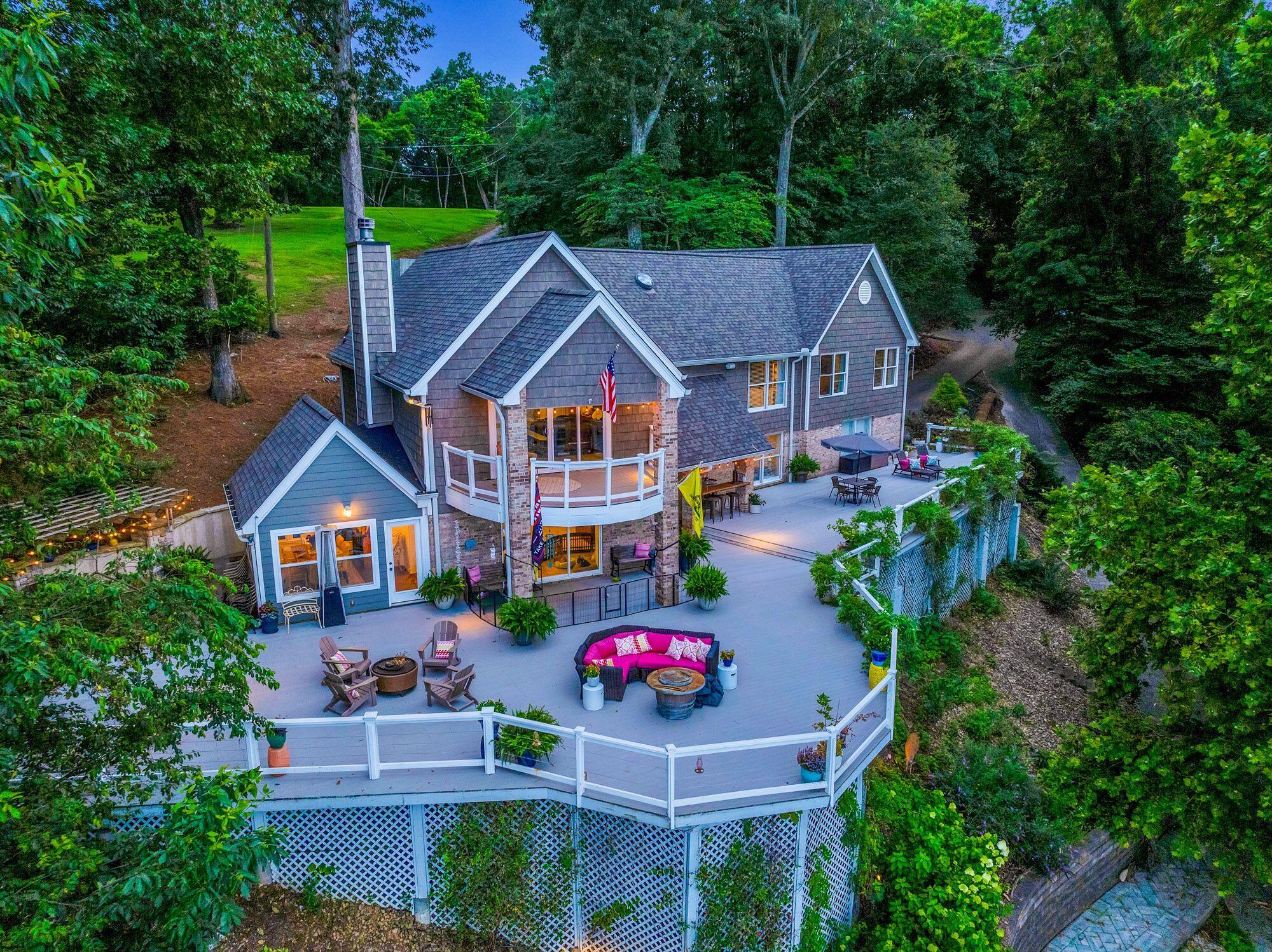 3418 Gold Point Circle S