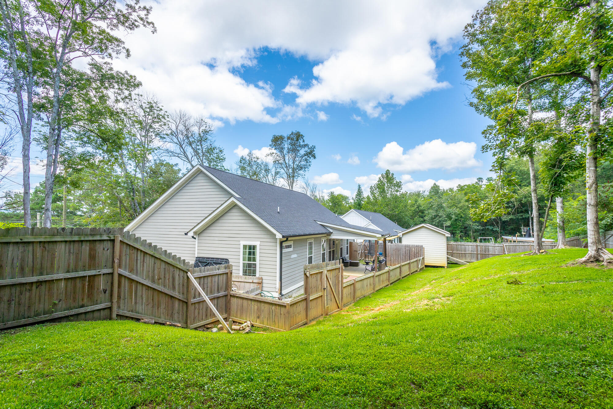1909 Old Lafayette Road
