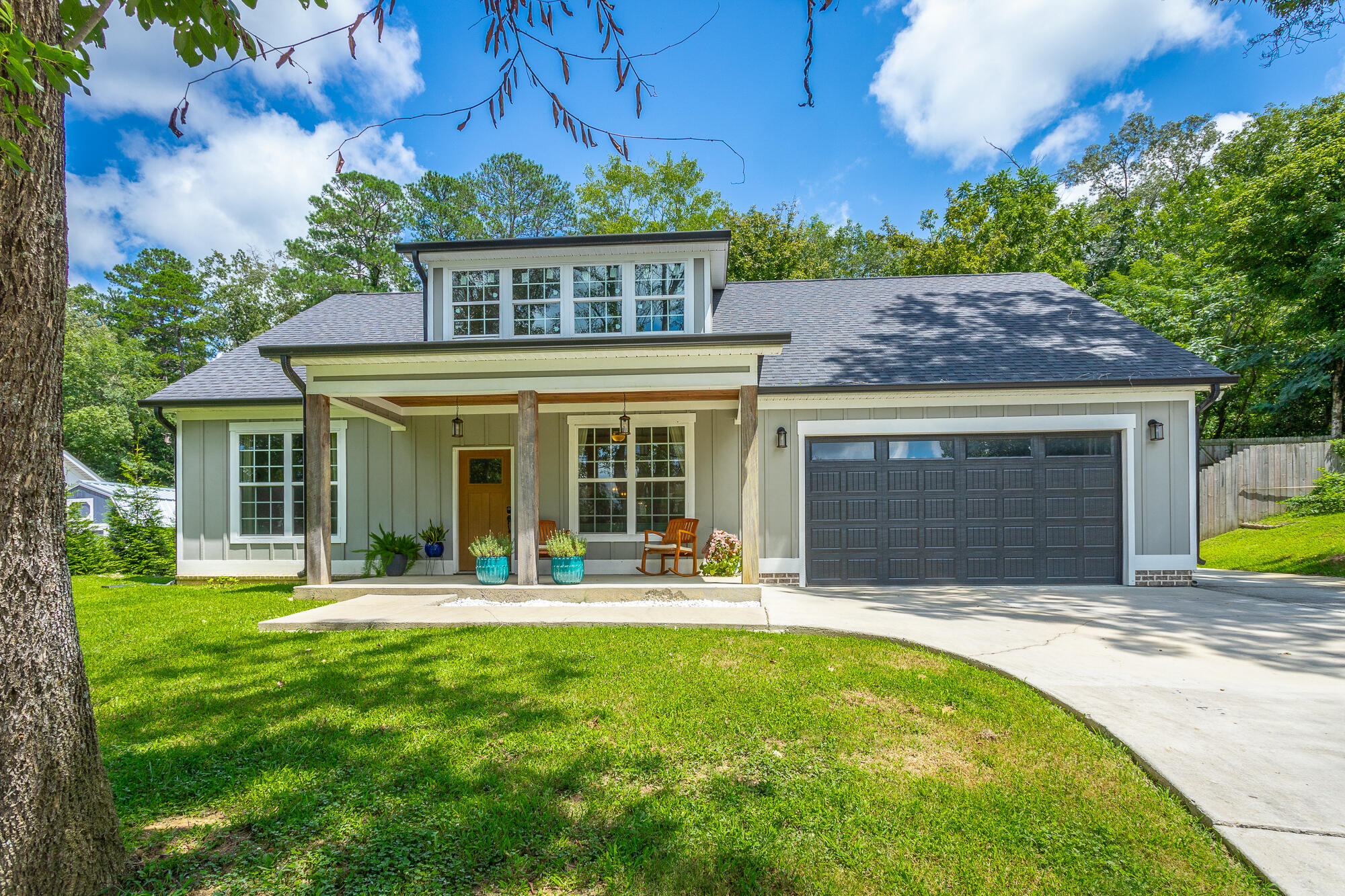 1909 Old Lafayette Road