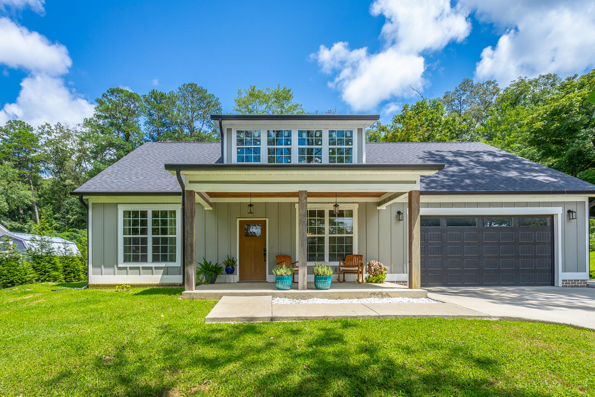1909 Old Lafayette Road