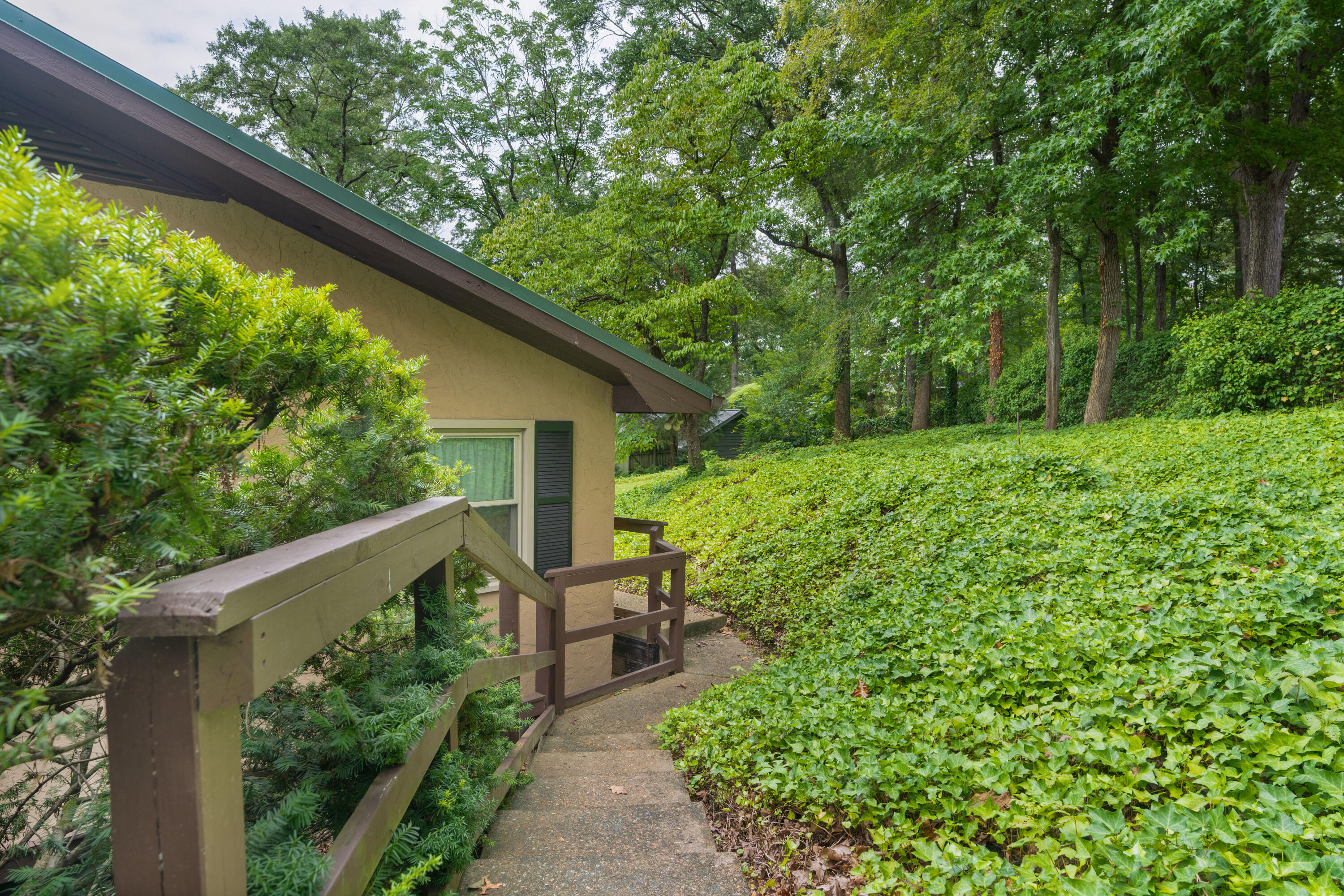 4910 Bal Harbor Circle