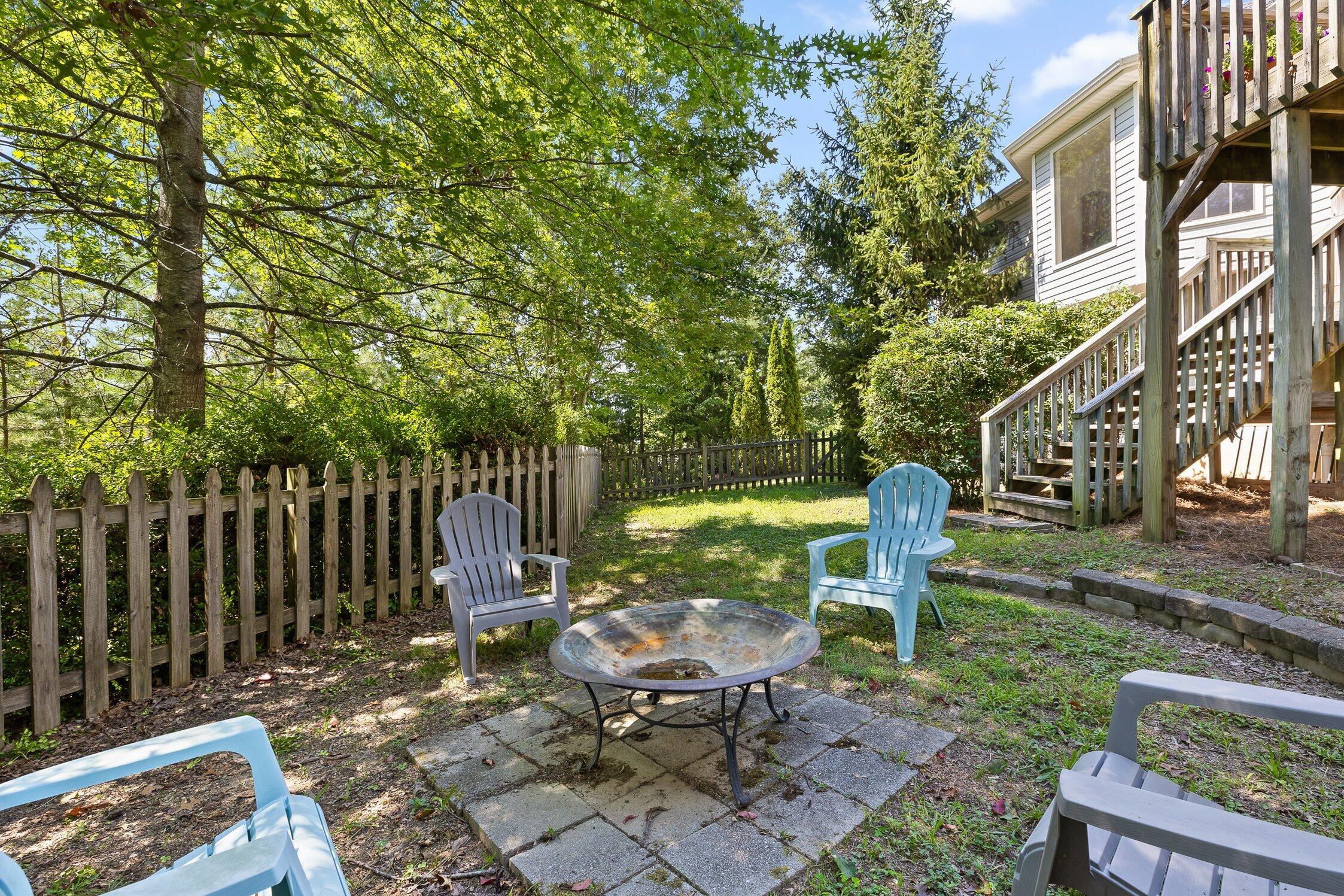 9629 Slippery Elm Lane Lane