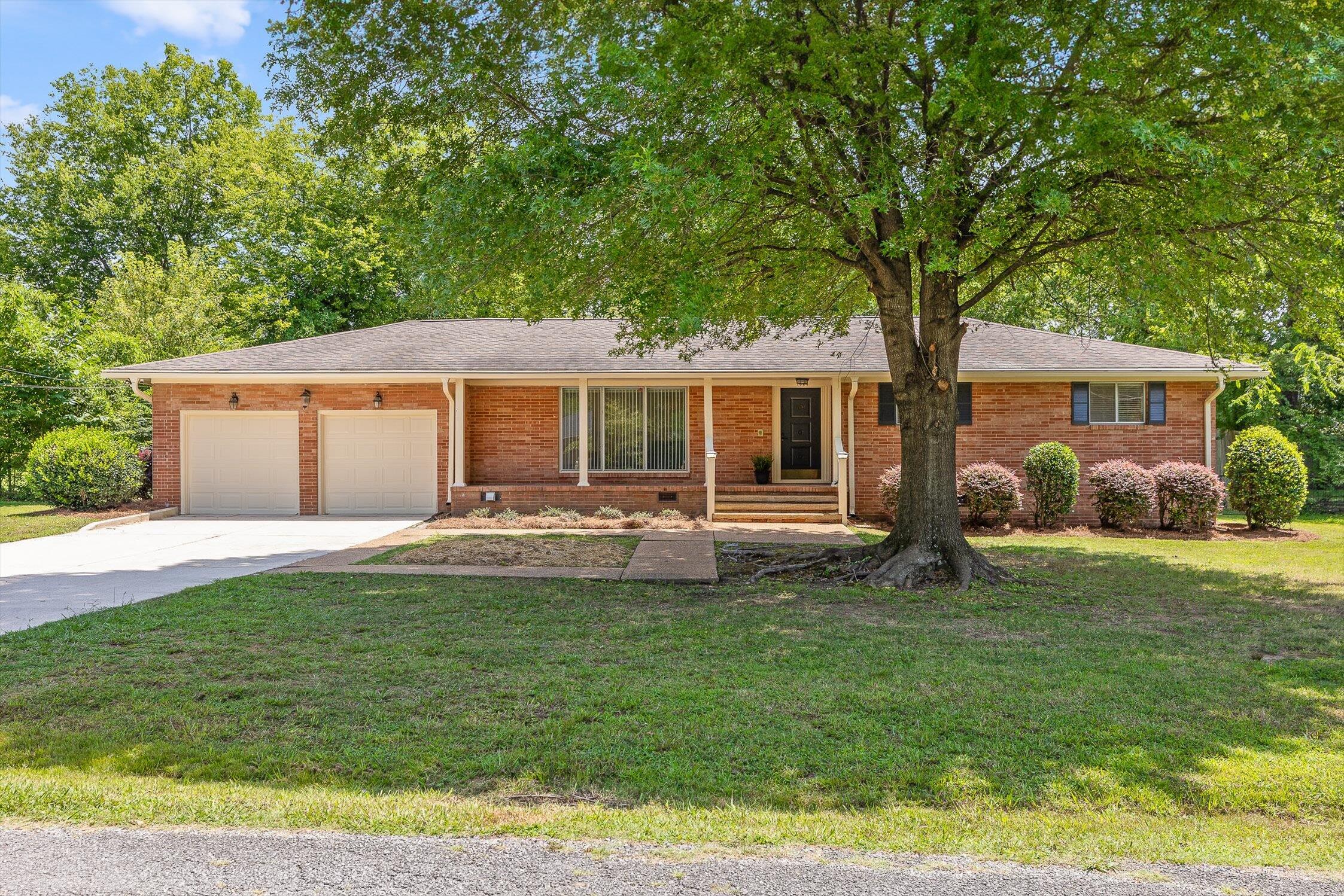 1824 Clayton Drive