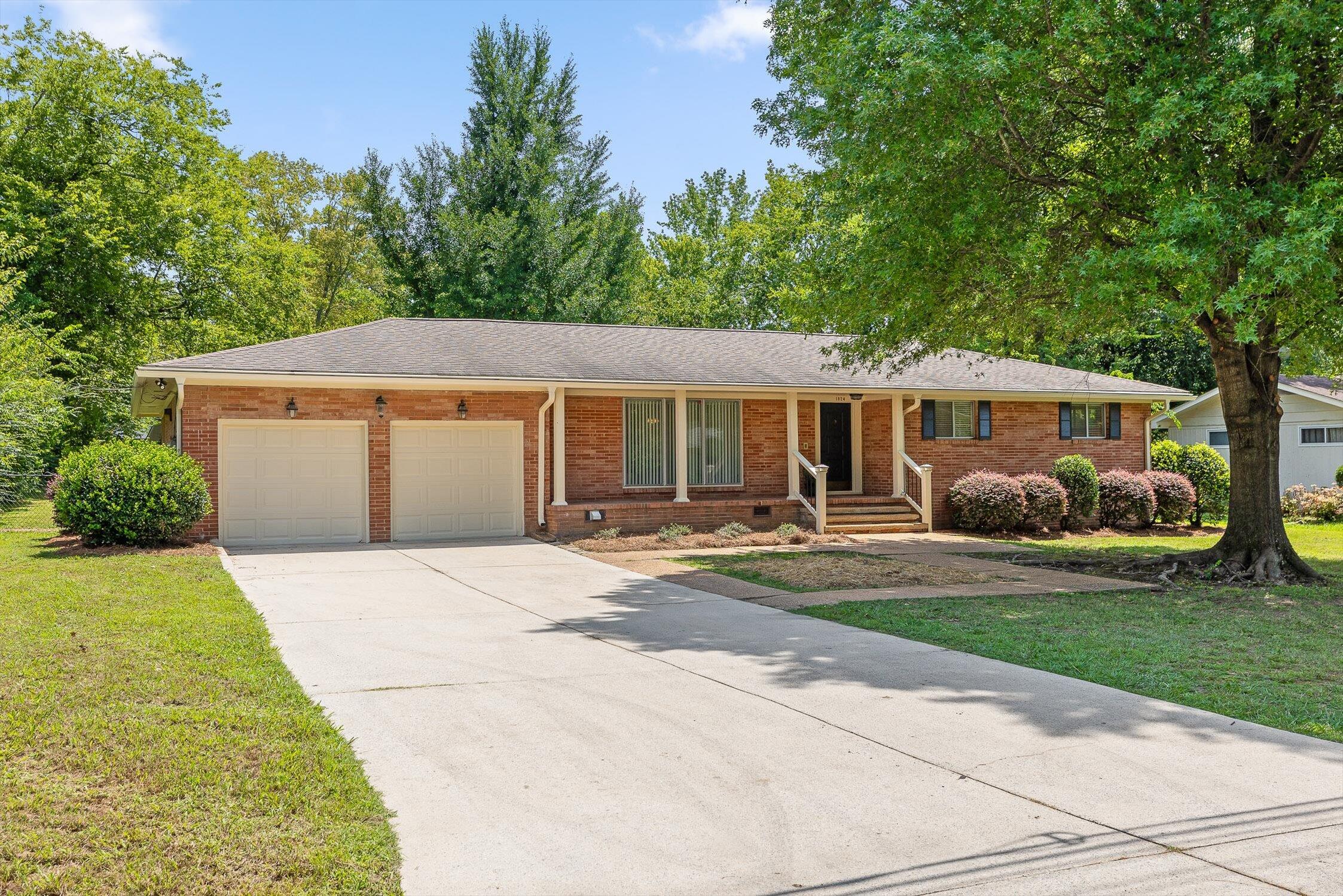 1824 Clayton Drive