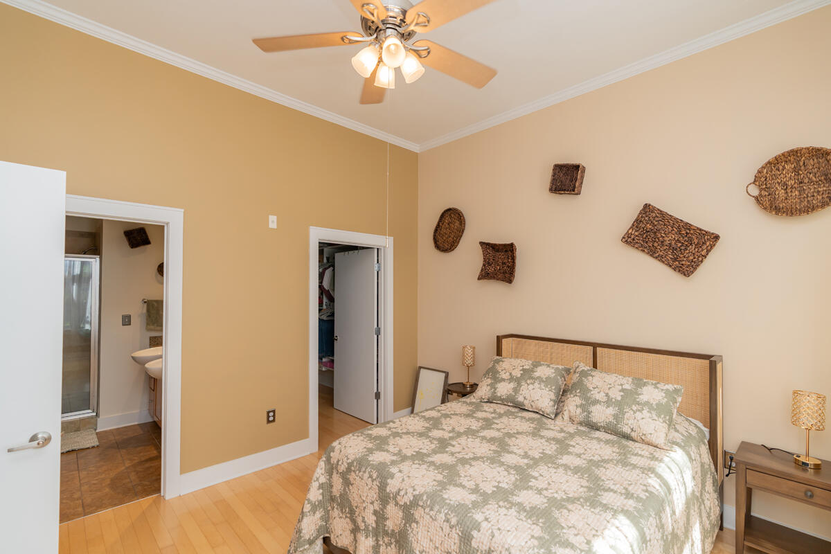 129 Walnut Street, Unit 022