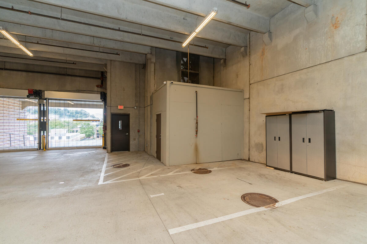 129 Walnut Street, Unit 022