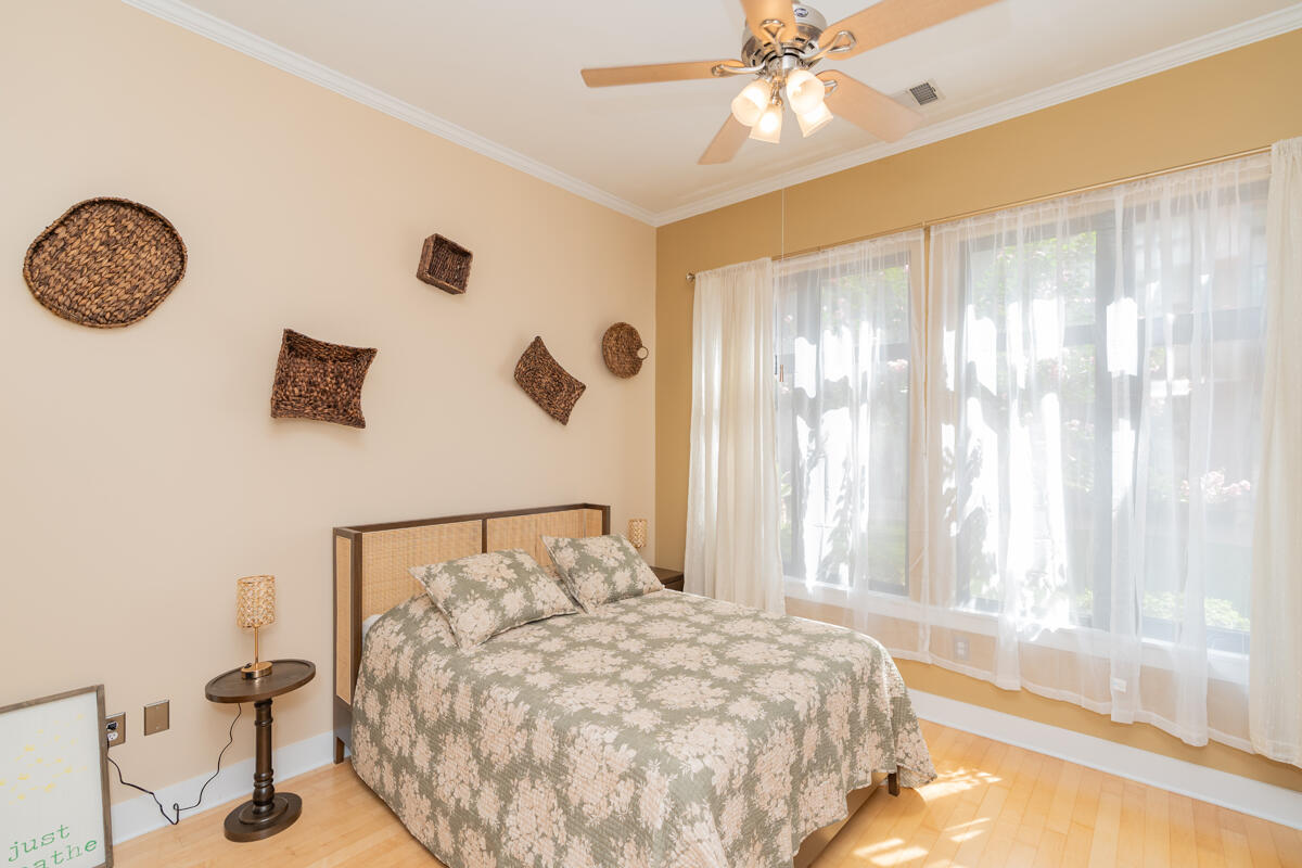 129 Walnut Street, Unit 022