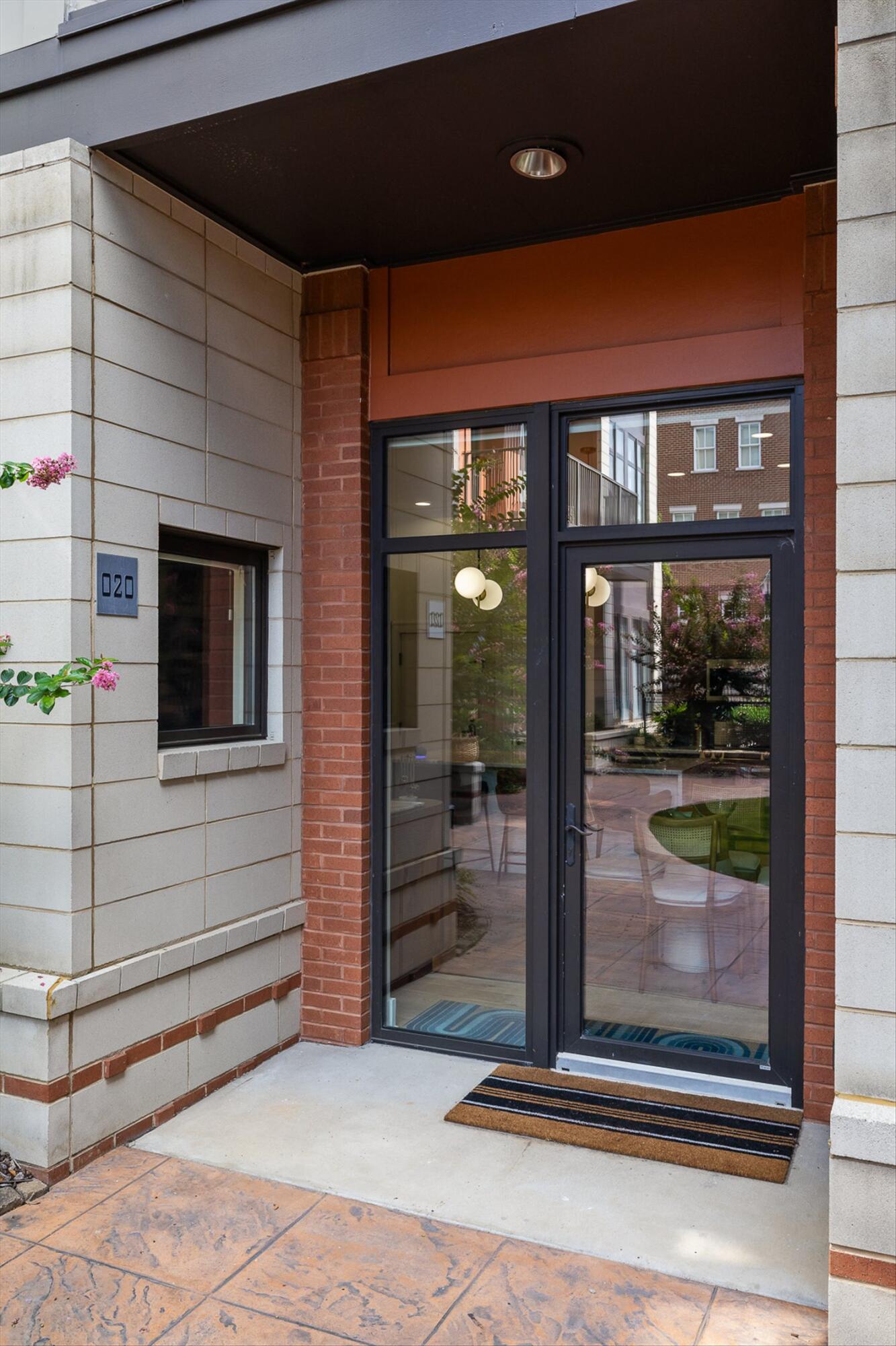 129 Walnut Street, Unit 20