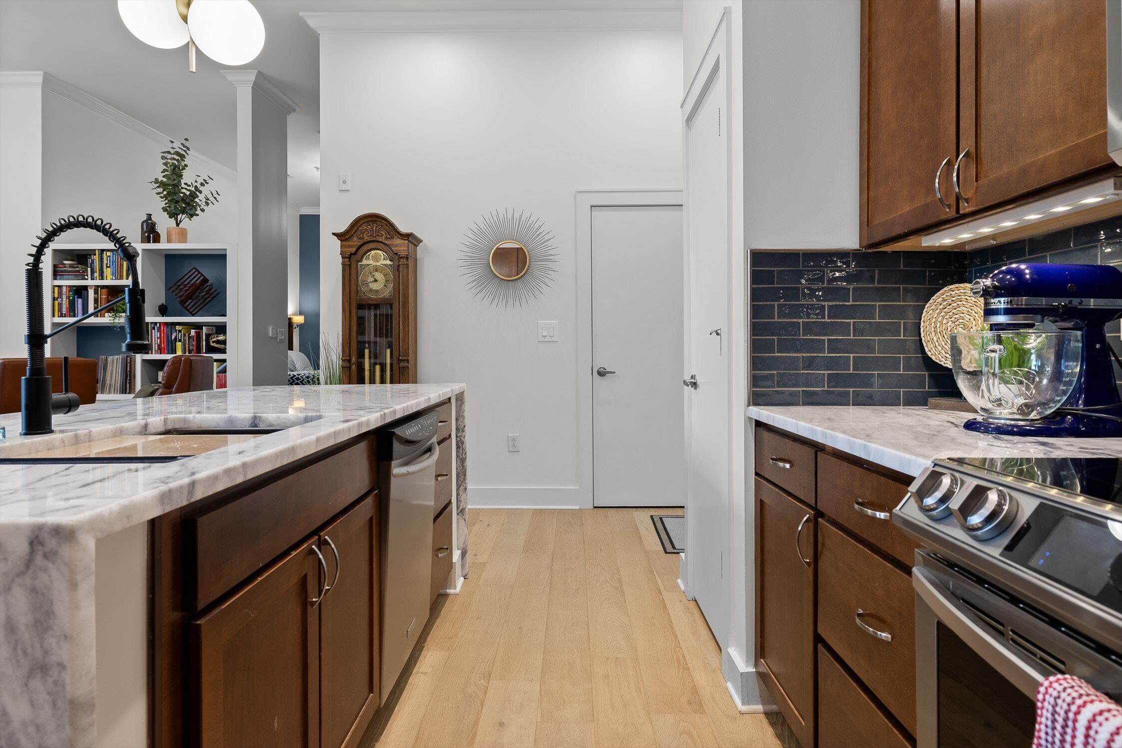 129 Walnut Street, Unit 20