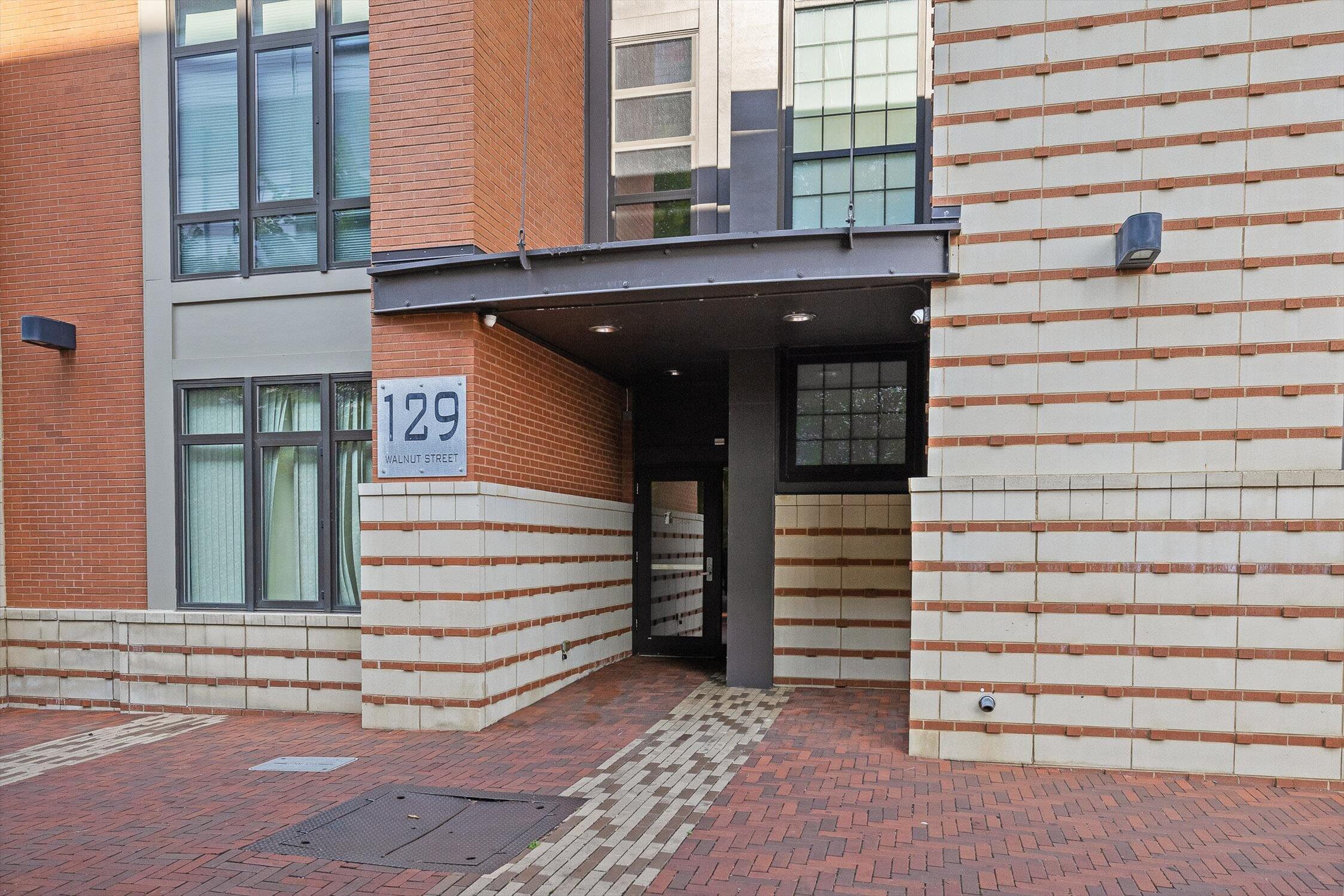 129 Walnut Street, Unit 20