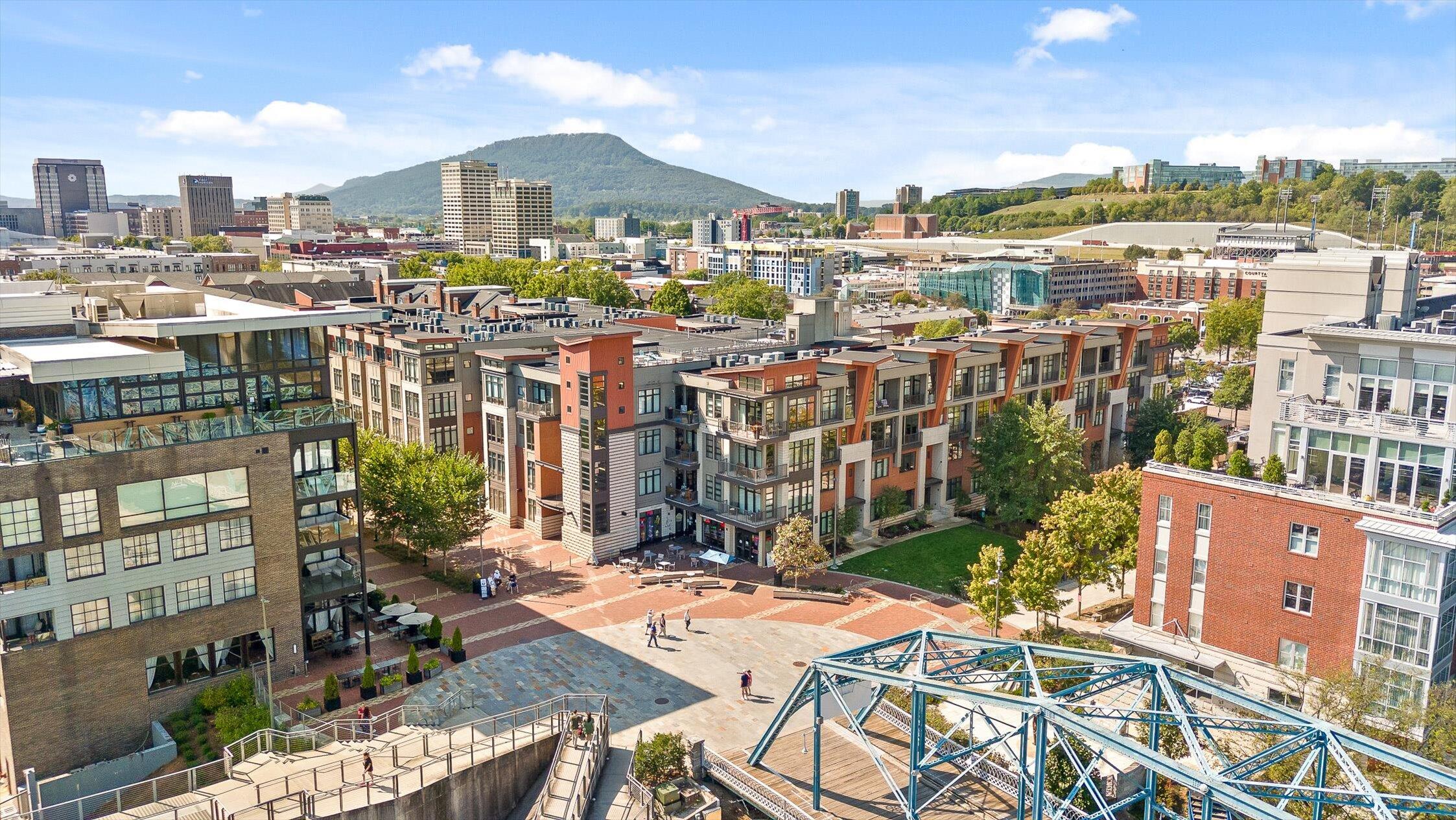 129 Walnut Street, Unit 20