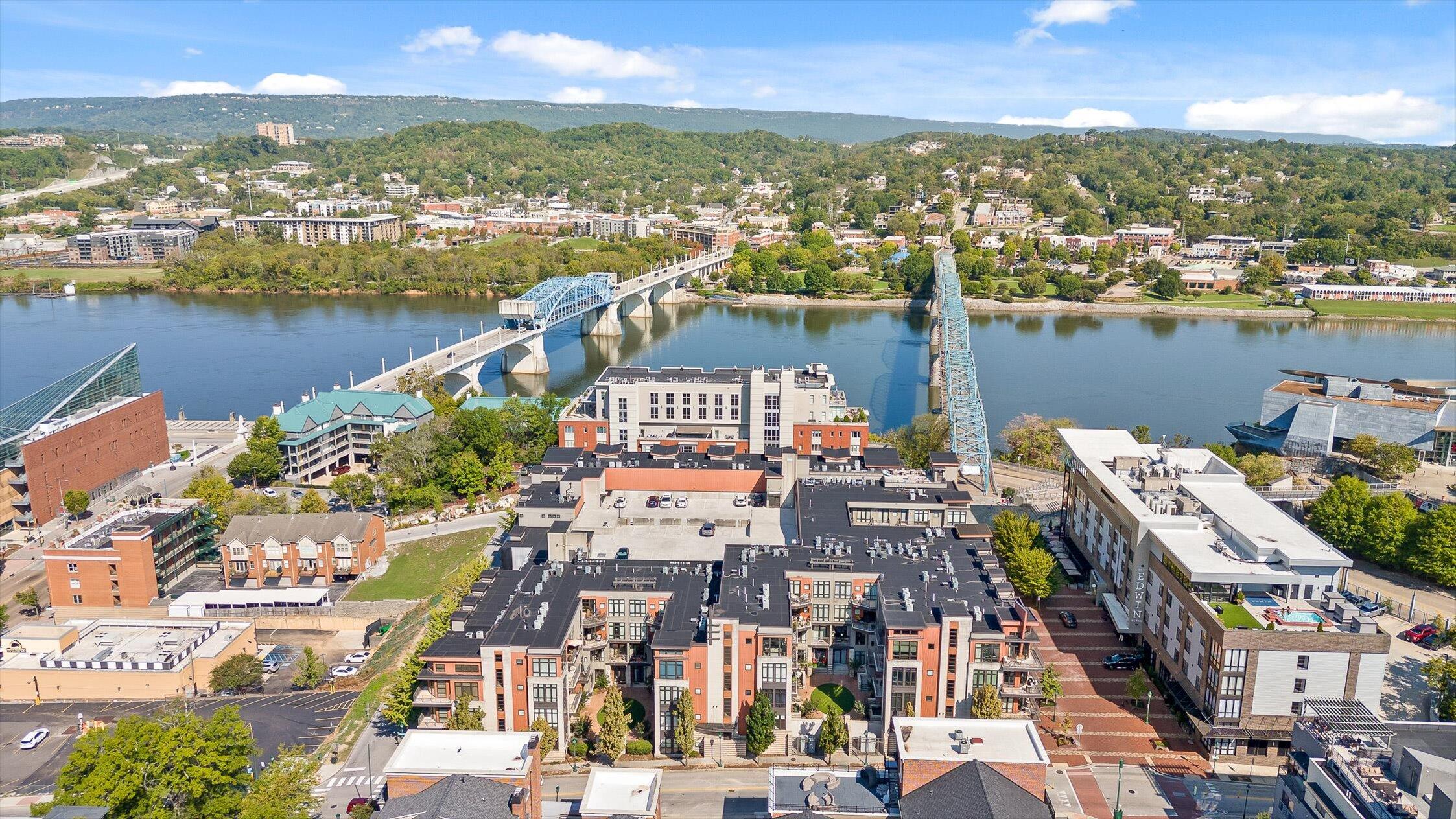 129 Walnut Street, Unit 20