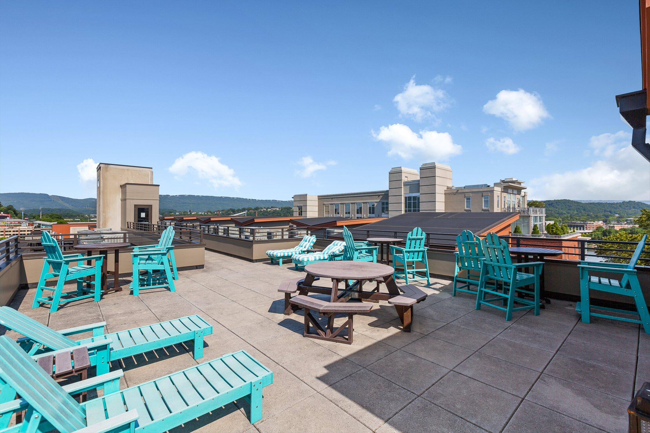 129 Walnut Street, Unit 20