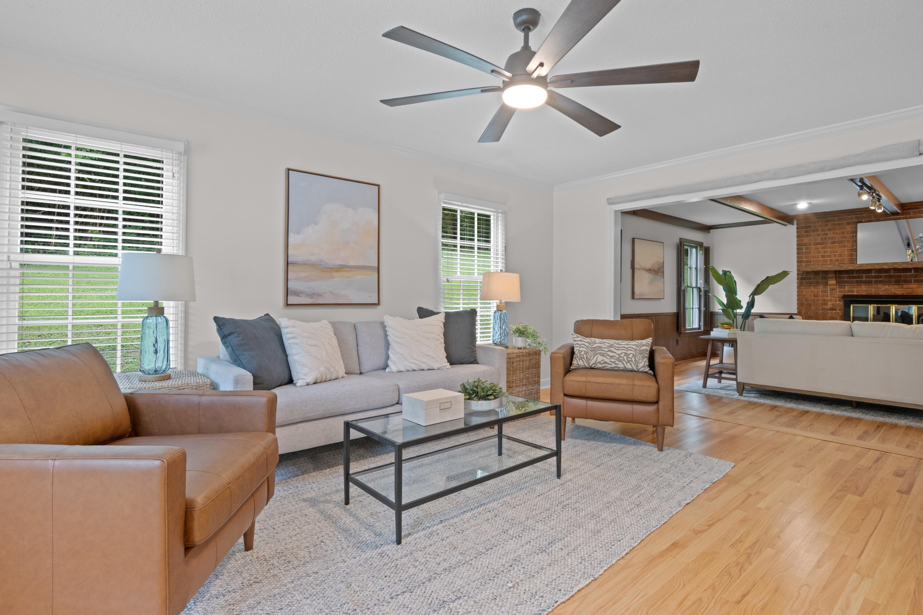 1033 River Hills Drive