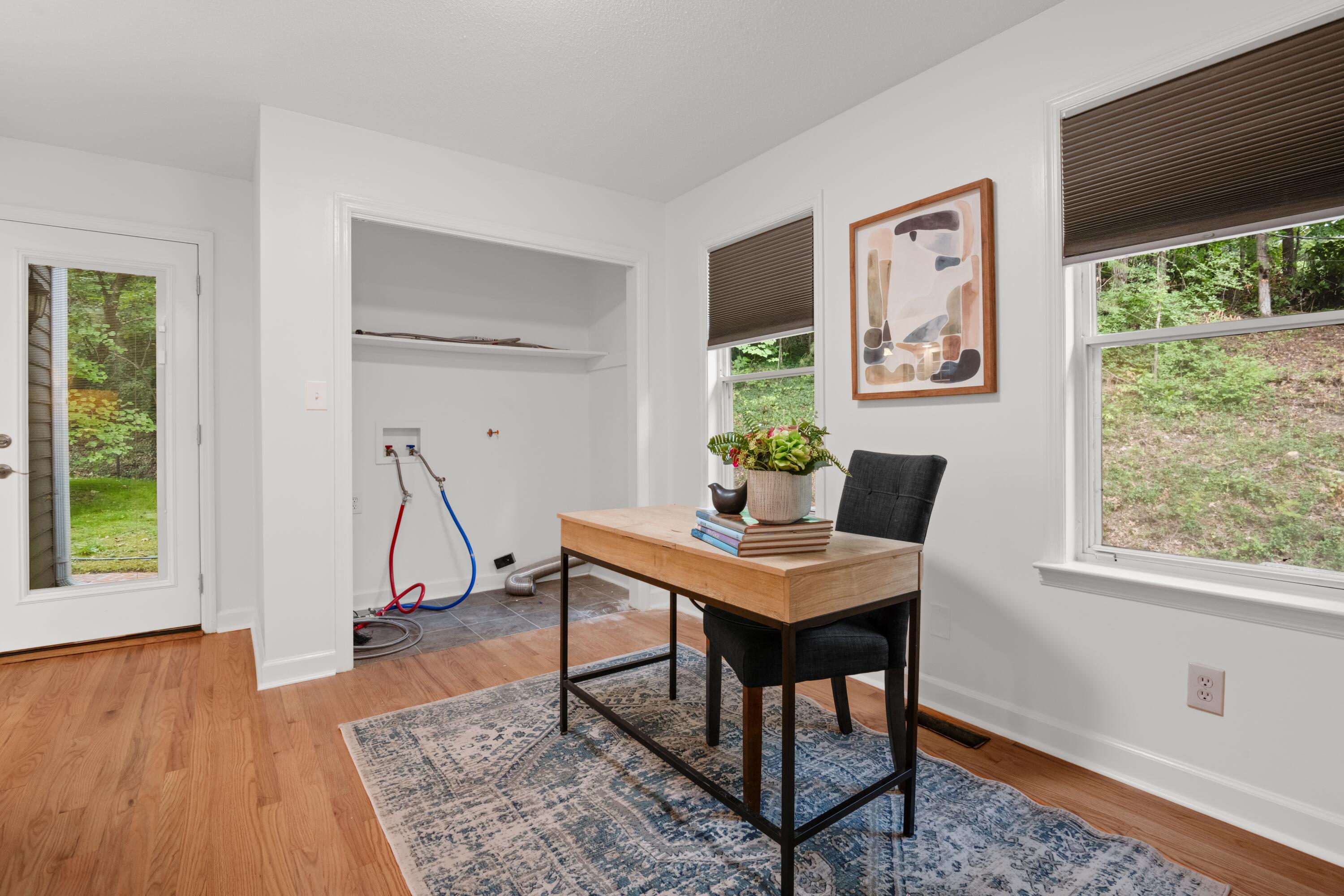 1033 River Hills Drive