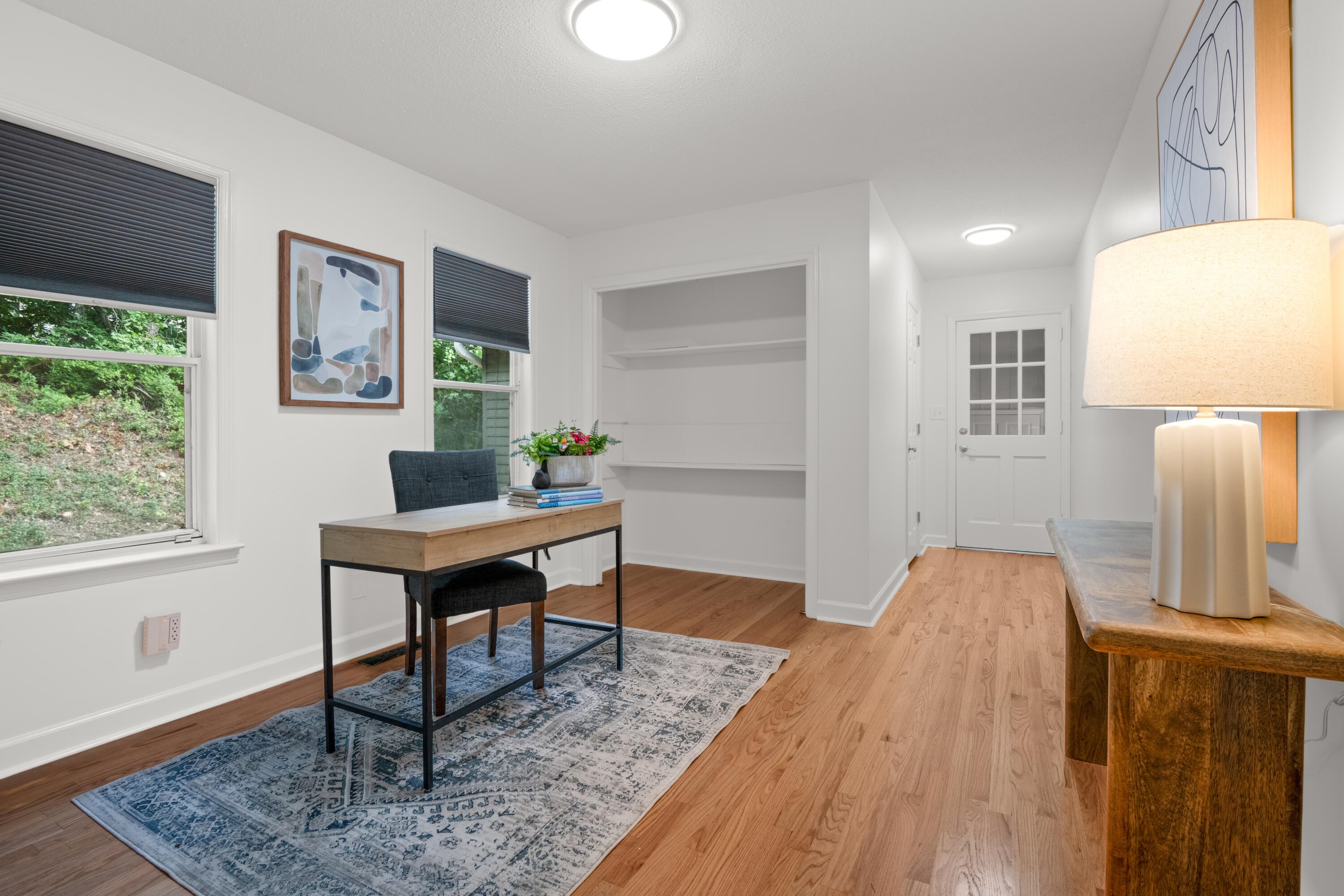 1033 River Hills Drive