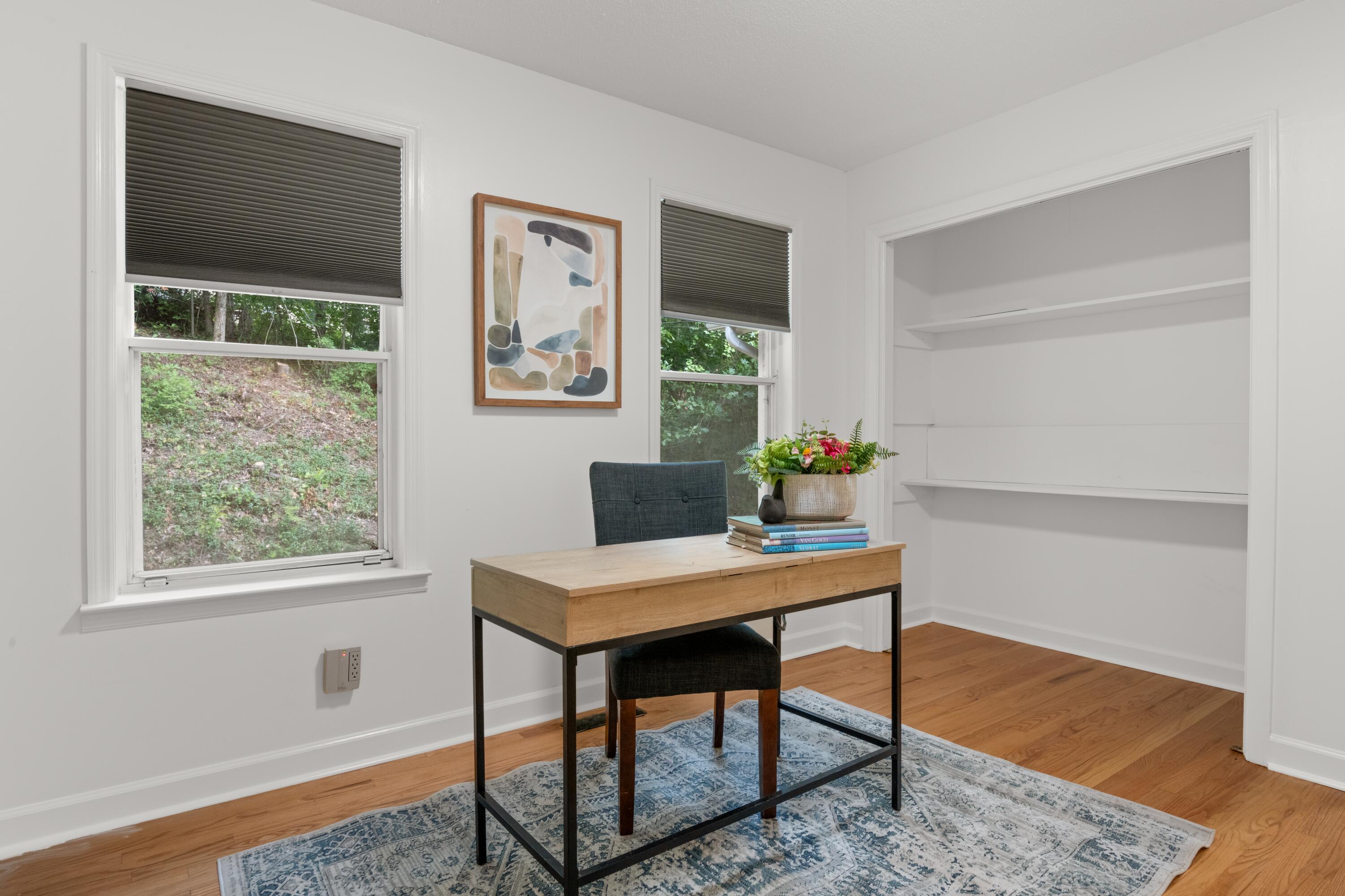 1033 River Hills Drive